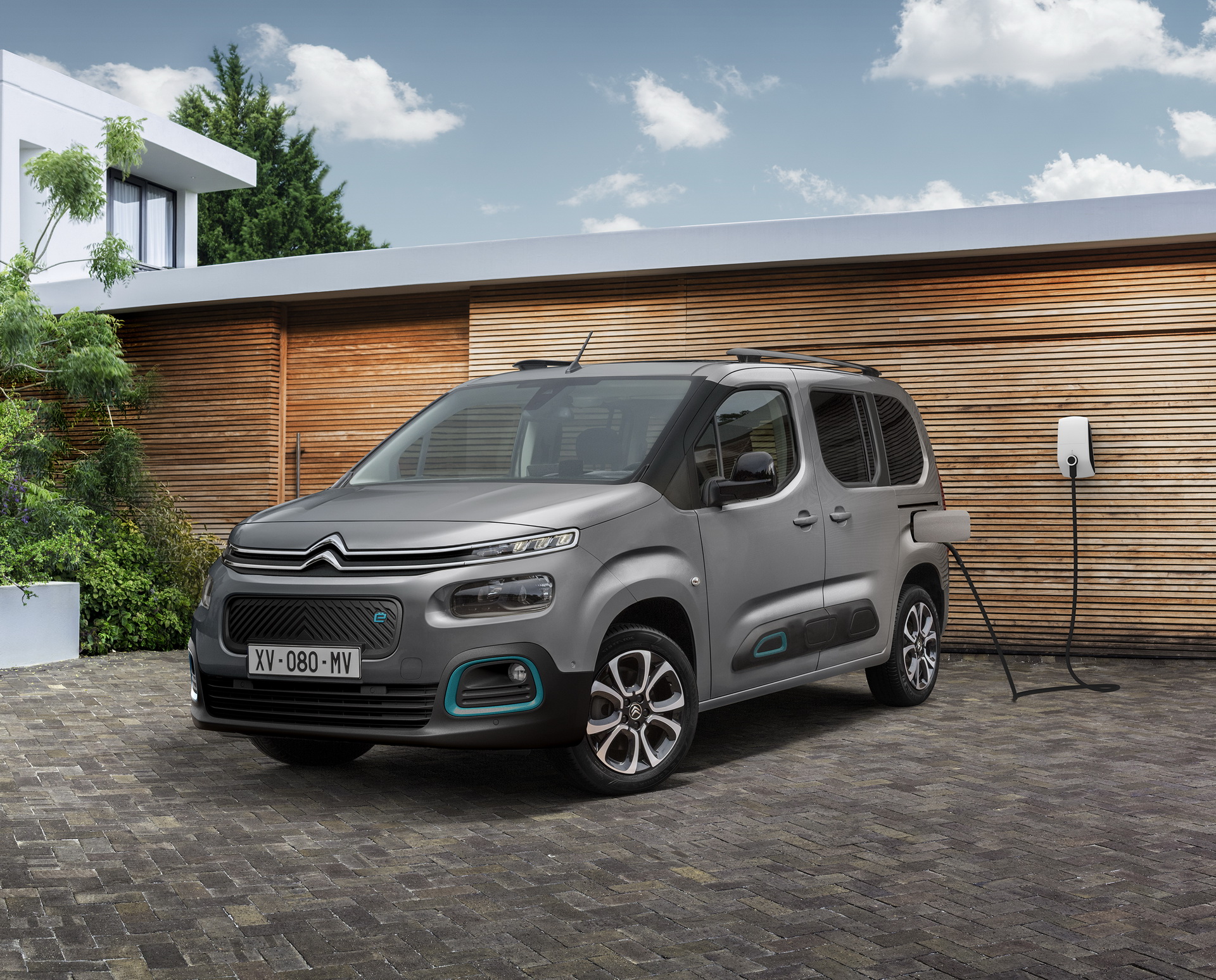 PSA, elektrik atağına 2021 Citroen e-Berlingo ile devam ediyor