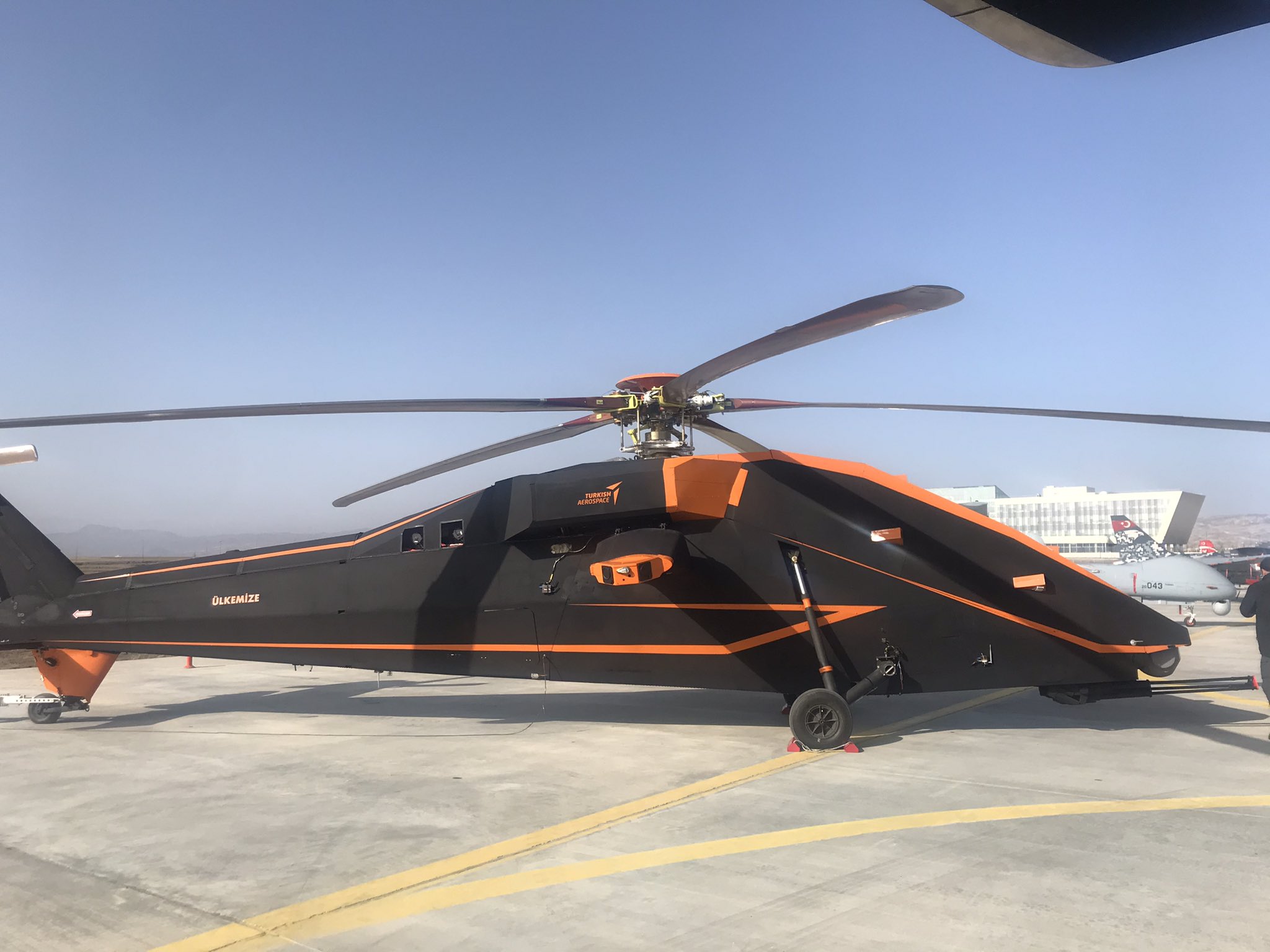İnsansız elektrikli helikopter T629