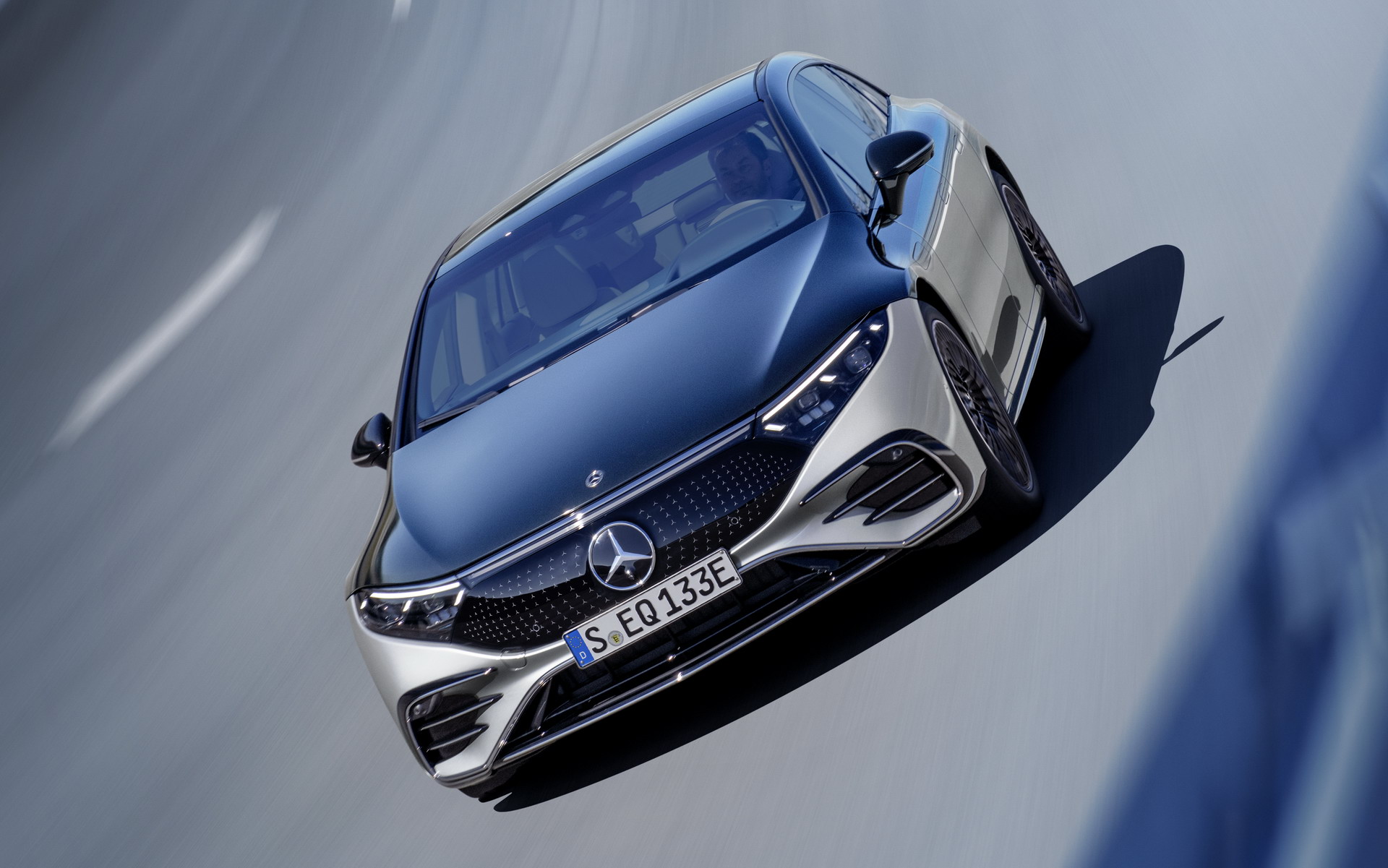 2021 Mercedes EQS tanıtıldı: Elektrikli araç dünyasının S-Class'ı