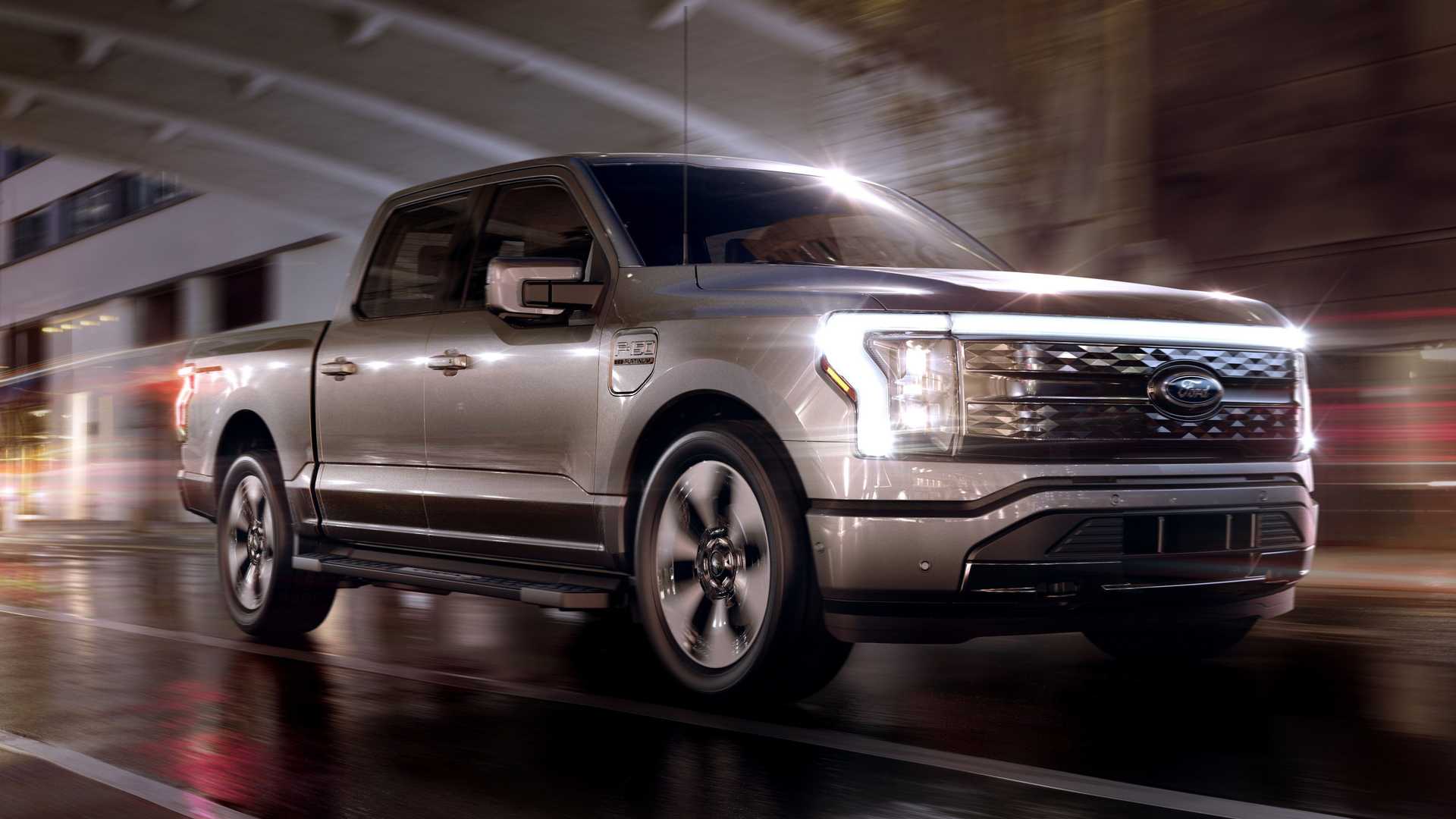 İkonik model artık elektrikli: Ford F-150 Lightning resmi olarak tanıtıldı