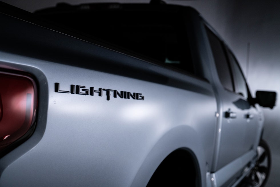 İkonik model artık elektrikli: Ford F-150 Lightning resmi olarak tanıtıldı