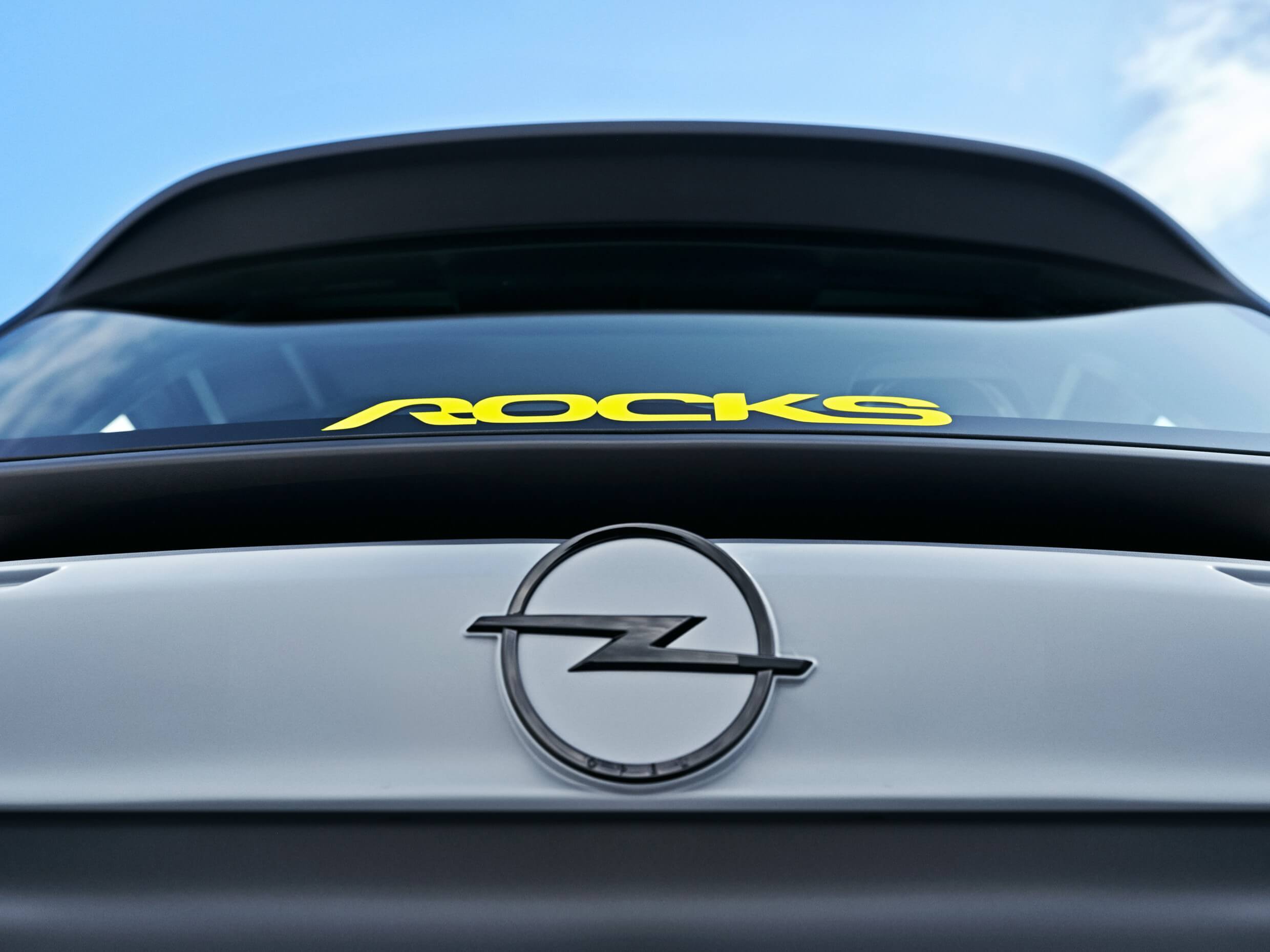 Opel'den şehir içi ulaşıma elektrikli çözüm: Opel Rocks-e