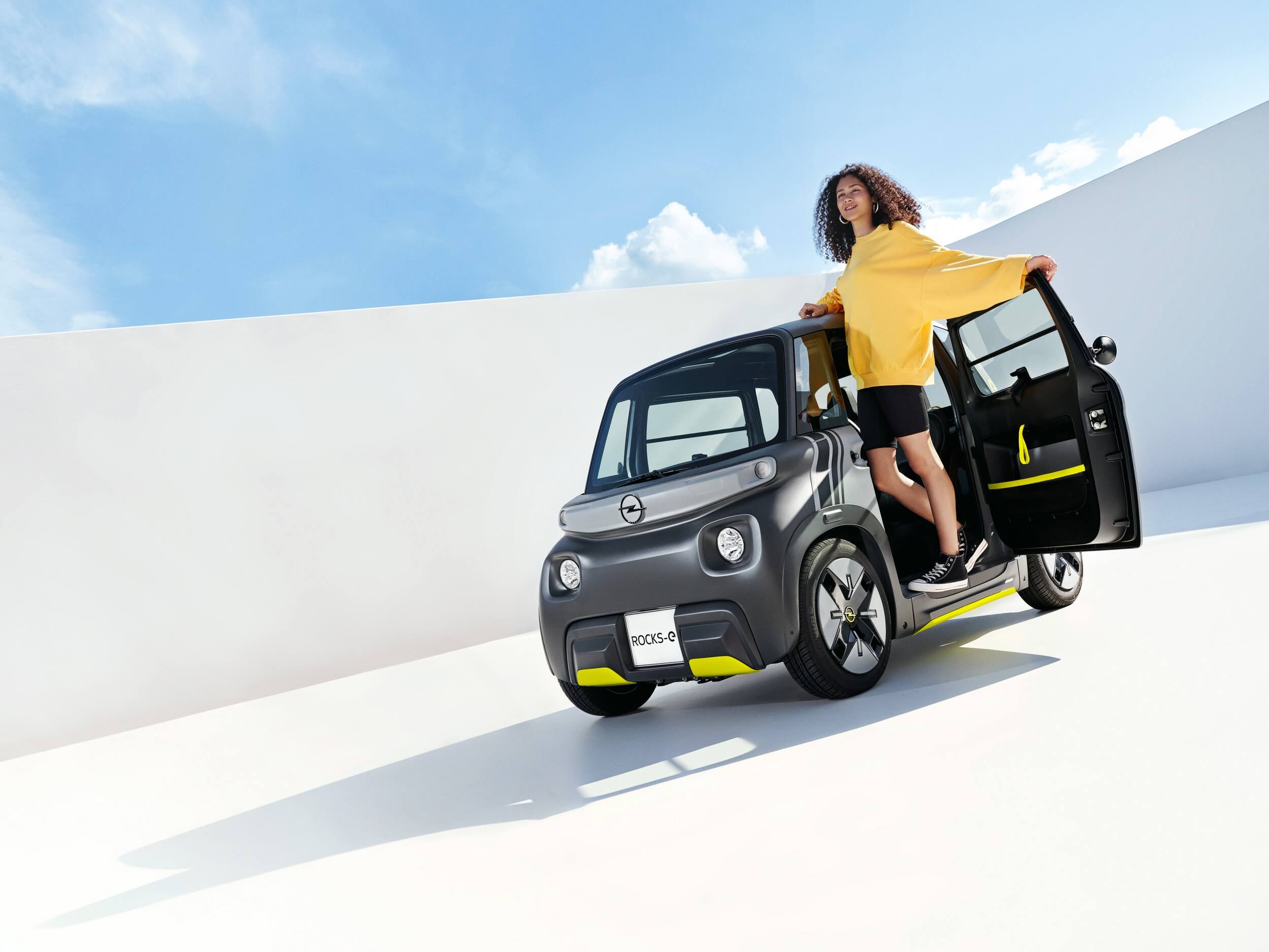 Opel'den şehir içi ulaşıma elektrikli çözüm: Opel Rocks-e
