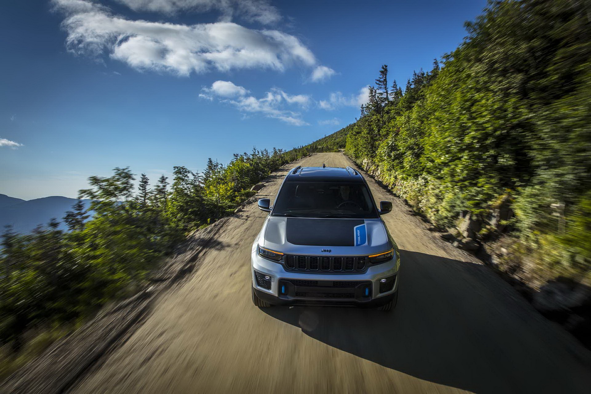 2022 Jeep Grand Cherokee, şarj edilebilir hibrit versiyonla geldi