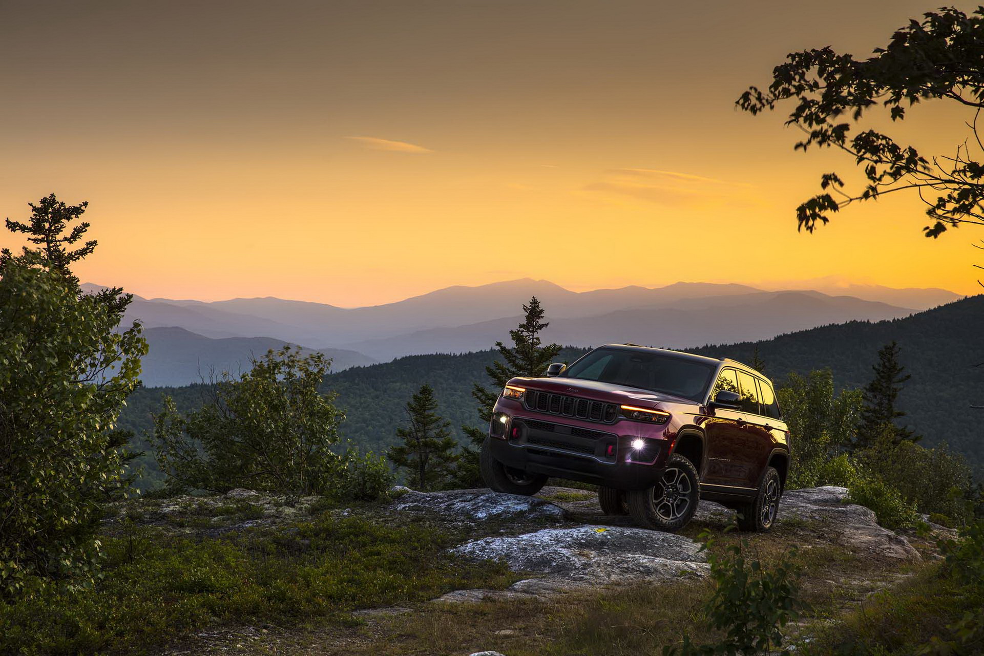 2022 Jeep Grand Cherokee, şarj edilebilir hibrit versiyonla geldi