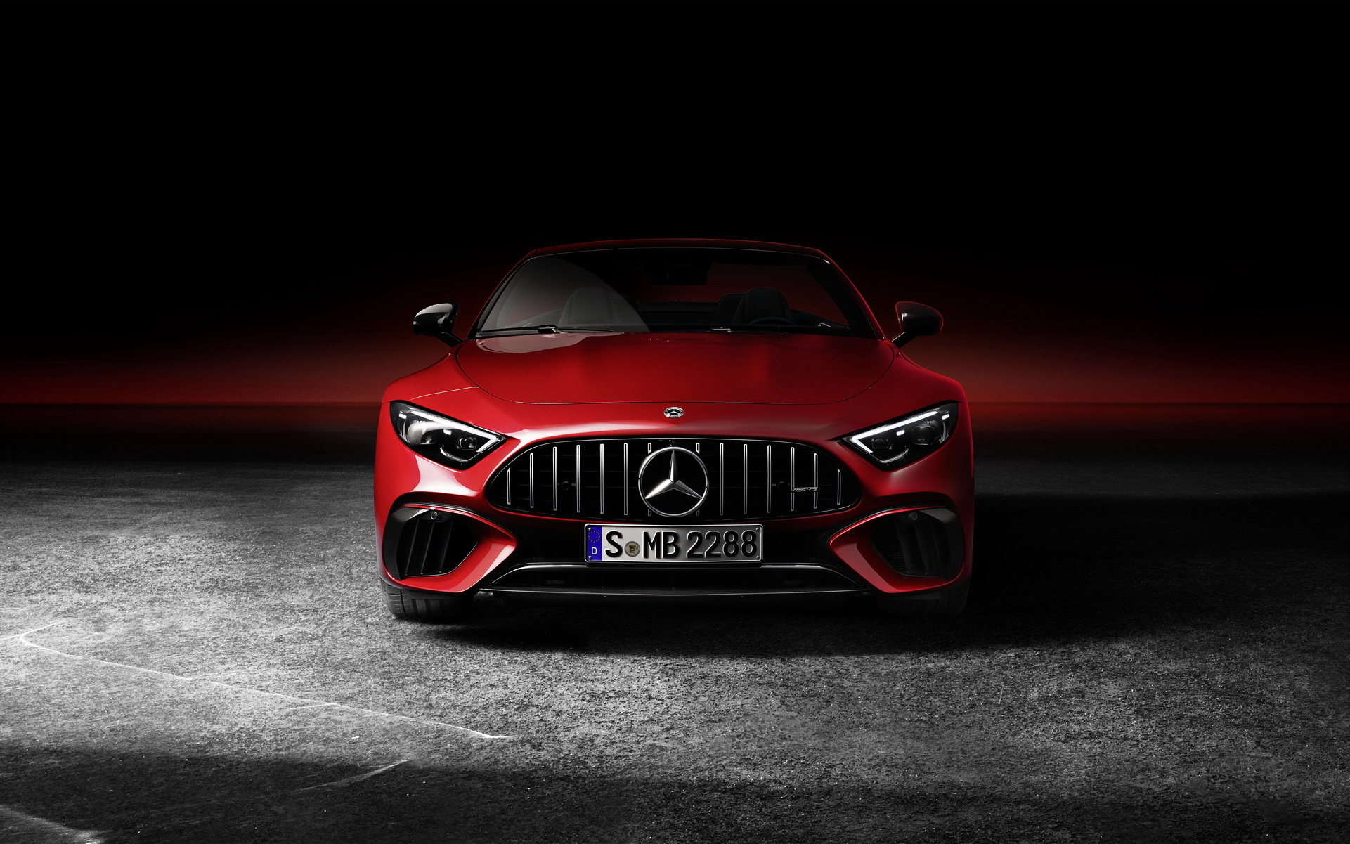 2022 Mercedes-AMG SL tanıtıldı: V8 ünite, 4Matic+ sistem ve kumaş tavan