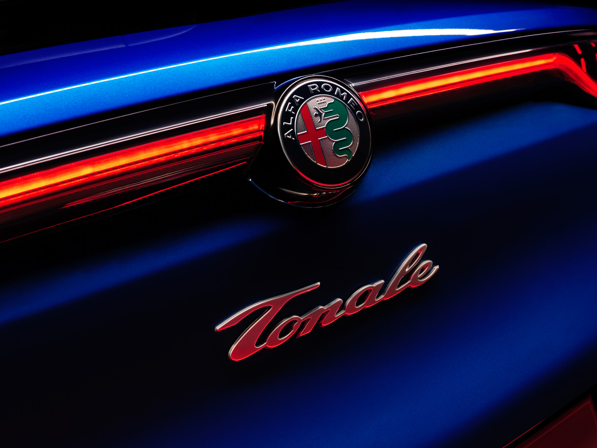 Yeni Alfa Romeo Tonale, 275 beygirlik PHEV versiyonuyla tanıtıldı