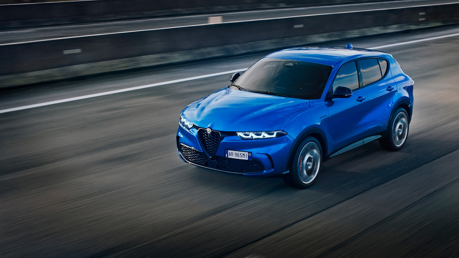 Yeni Alfa Romeo Tonale, 275 beygirlik PHEV versiyonuyla tanıtıldı