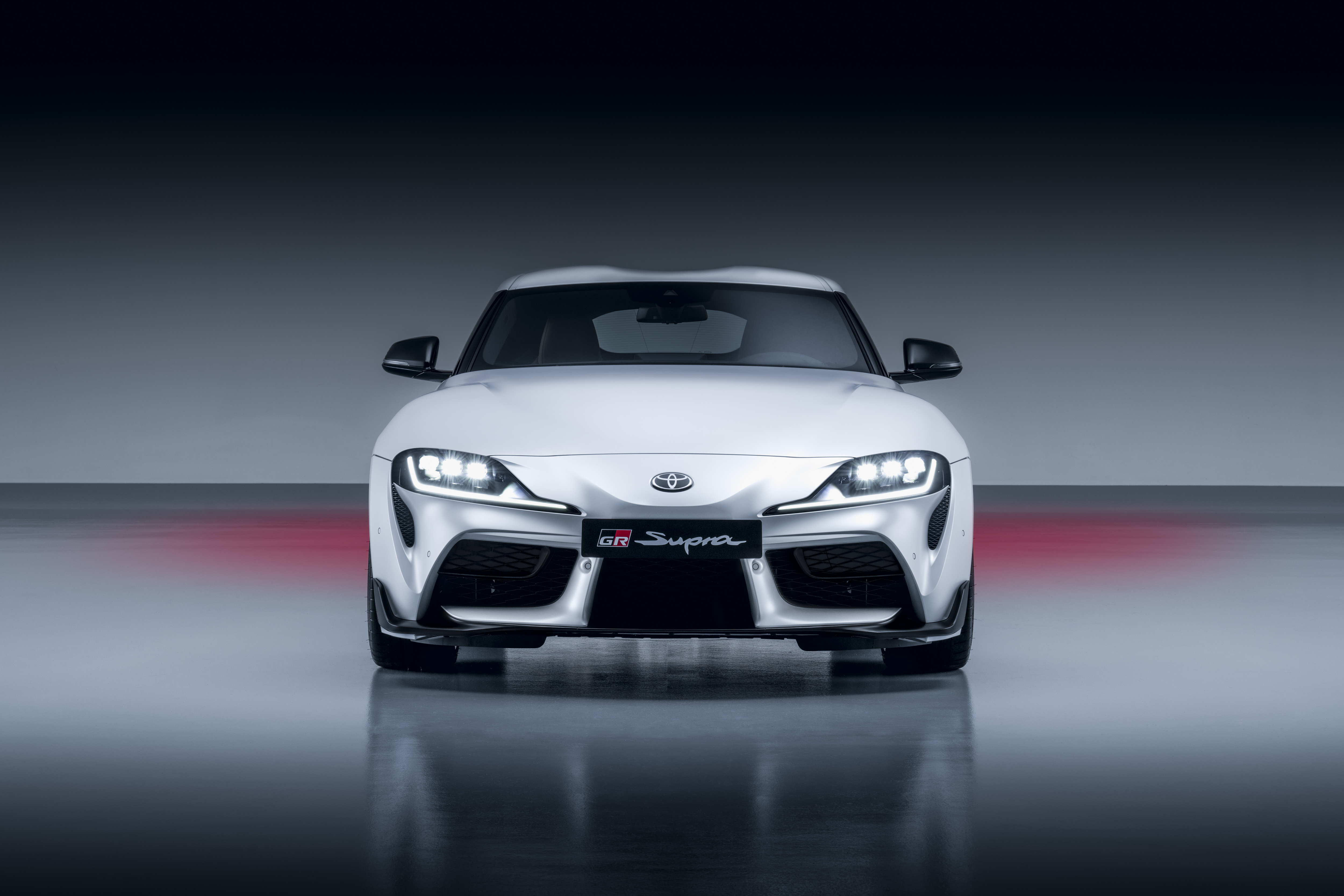 Toyota GR Supra'ya manuel şanzıman seçeneği eklendi