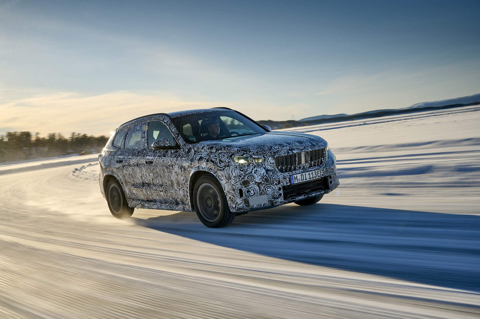 Elektrikli BMW iX1'in kış testlerinde çekilen görüntüleri paylaşıldı