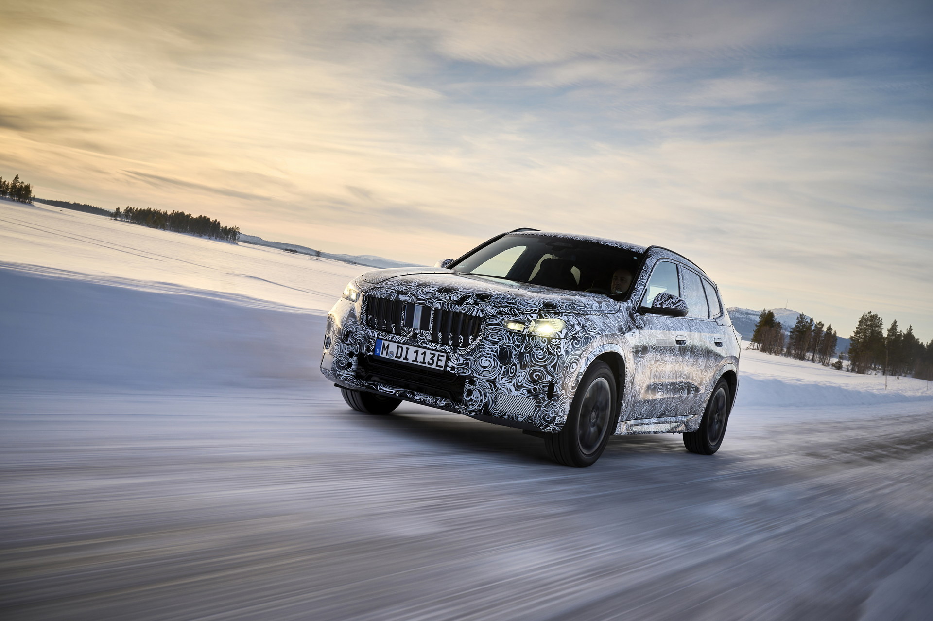 Elektrikli BMW iX1'in kış testlerinde çekilen görüntüleri paylaşıldı