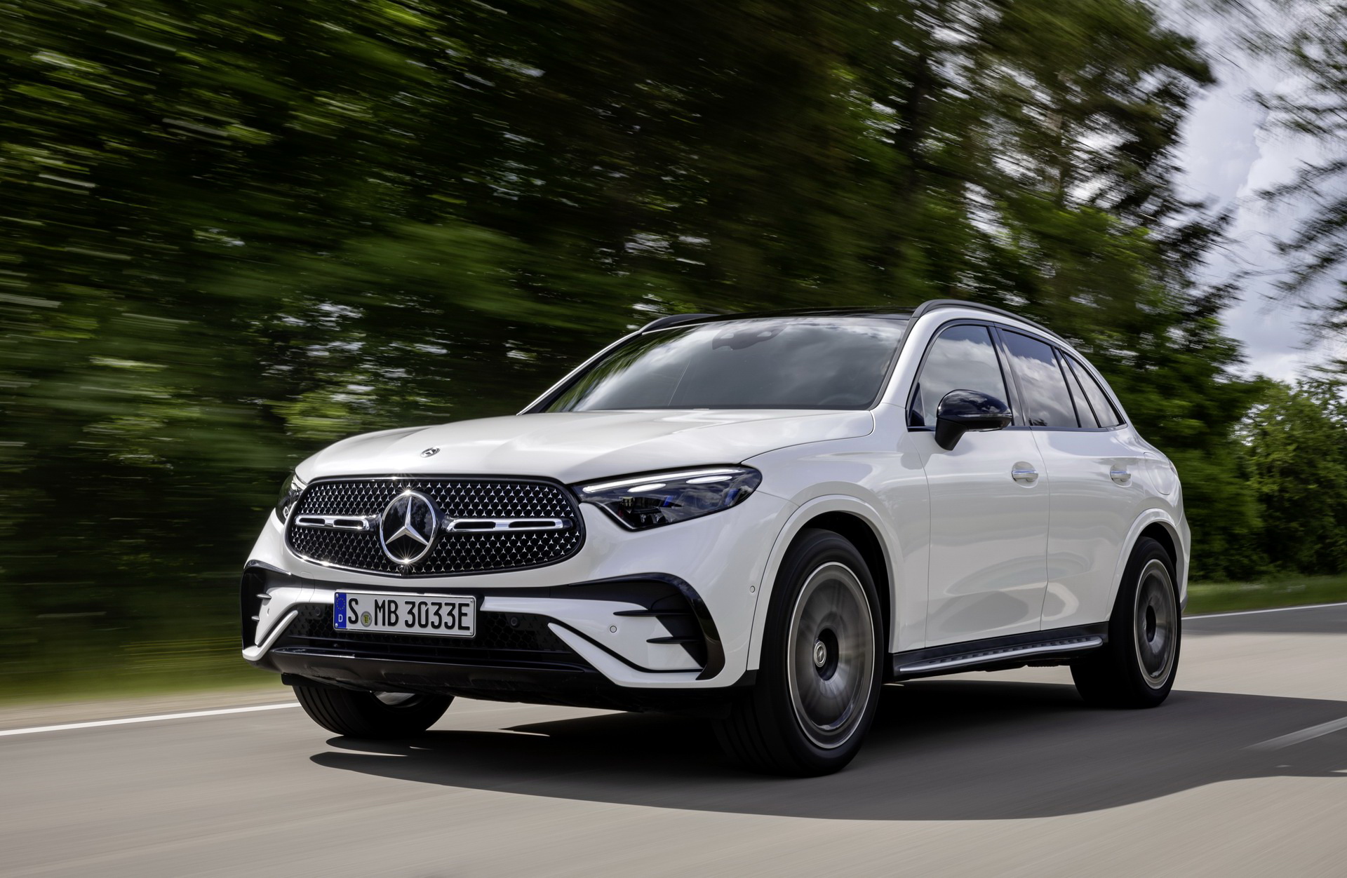 2022 Mercedes-Benz GLC tasarımı ve özellikleri