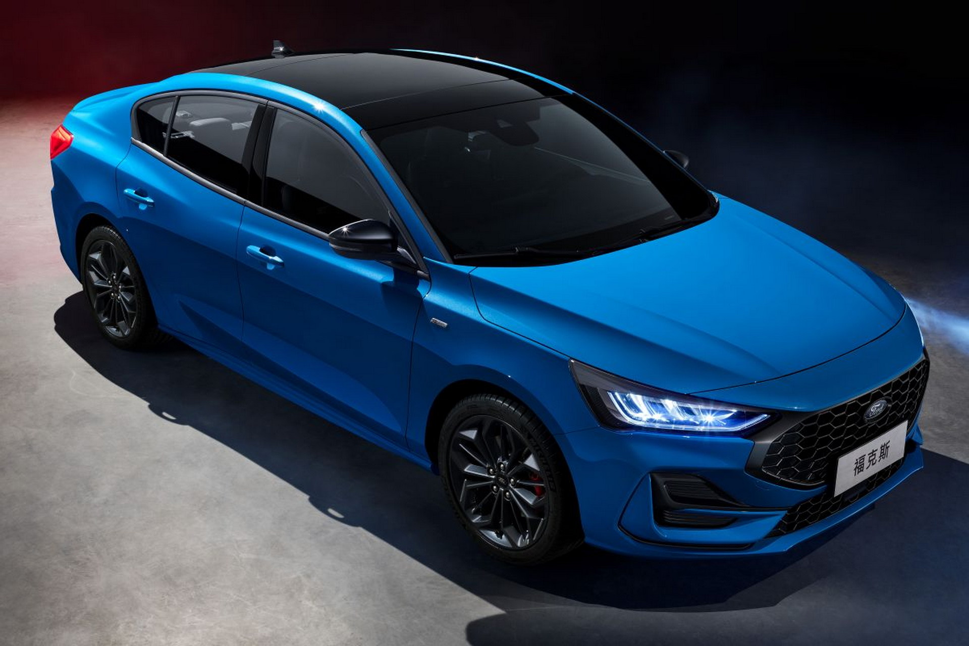 Çin'in makyajlı 2022 Ford Focus'u tanıtıldı: İşte tasarımı ve özellikleri