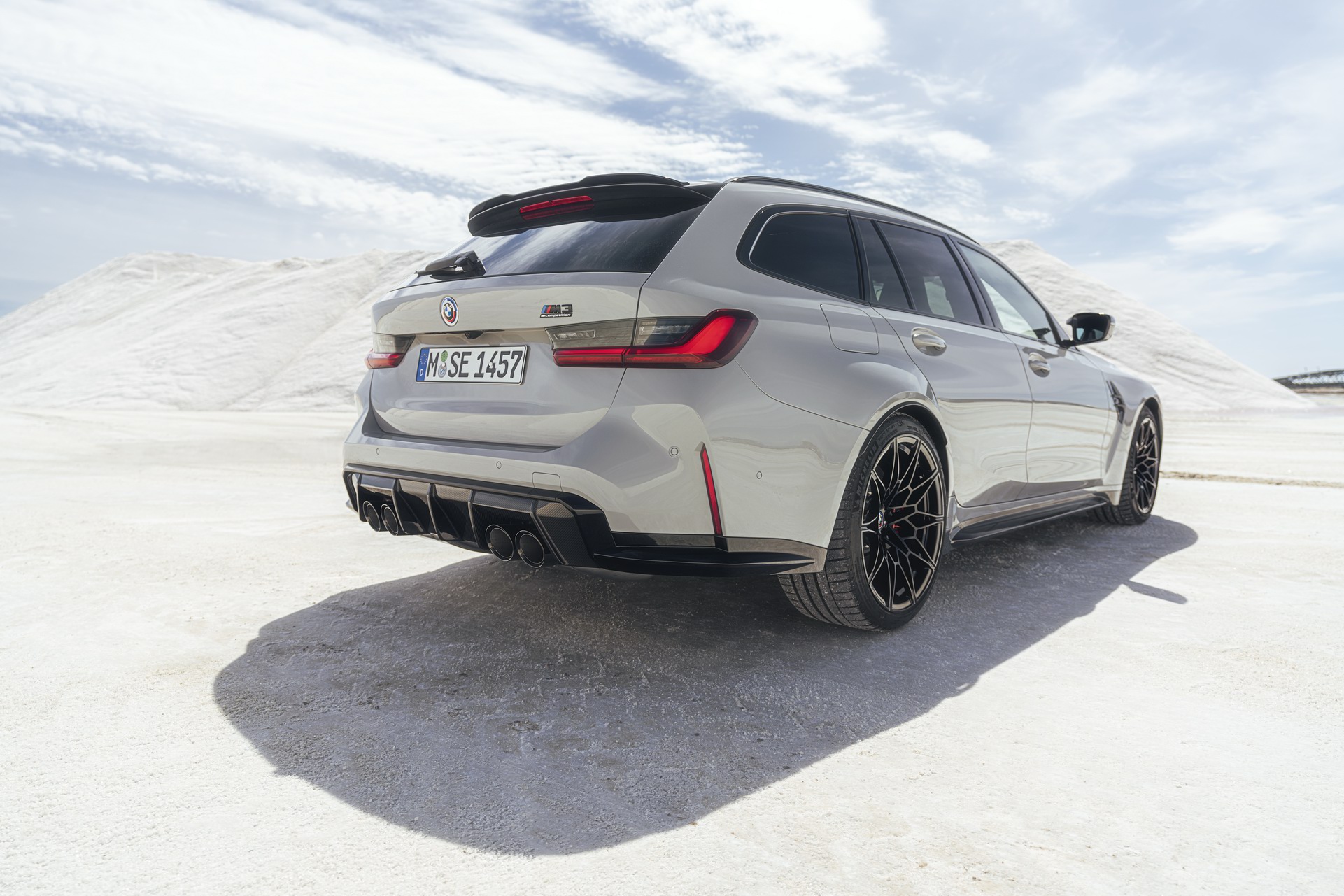 2023 BMW M3 Touring tanıtıldı: 503 hp güç, dört tekerlekten çekiş, 280 km/s son hız