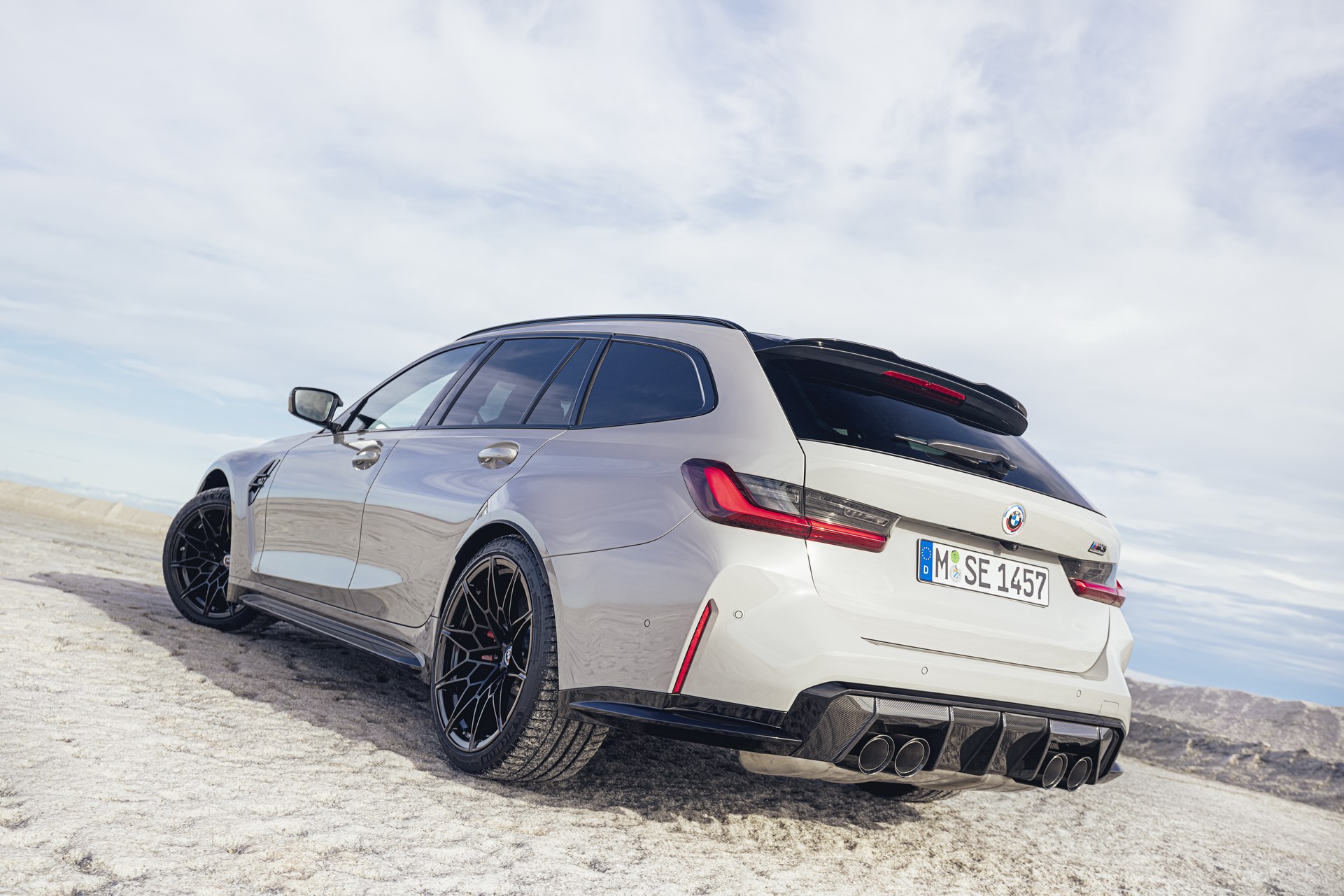 2023 BMW M3 Touring tanıtıldı: 503 hp güç, dört tekerlekten çekiş, 280 km/s son hız