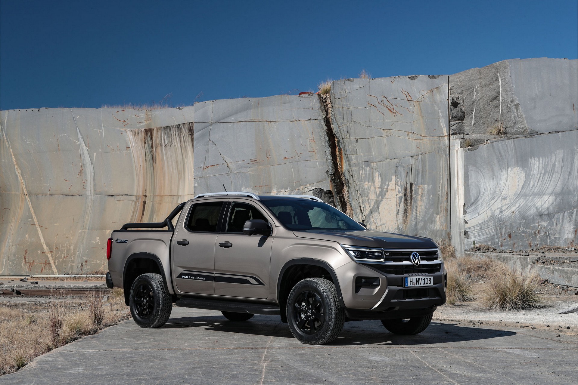 Yeni 2023 Volkswagen Amarok tanıtıldı: İşte tasarımı ve özellikleri