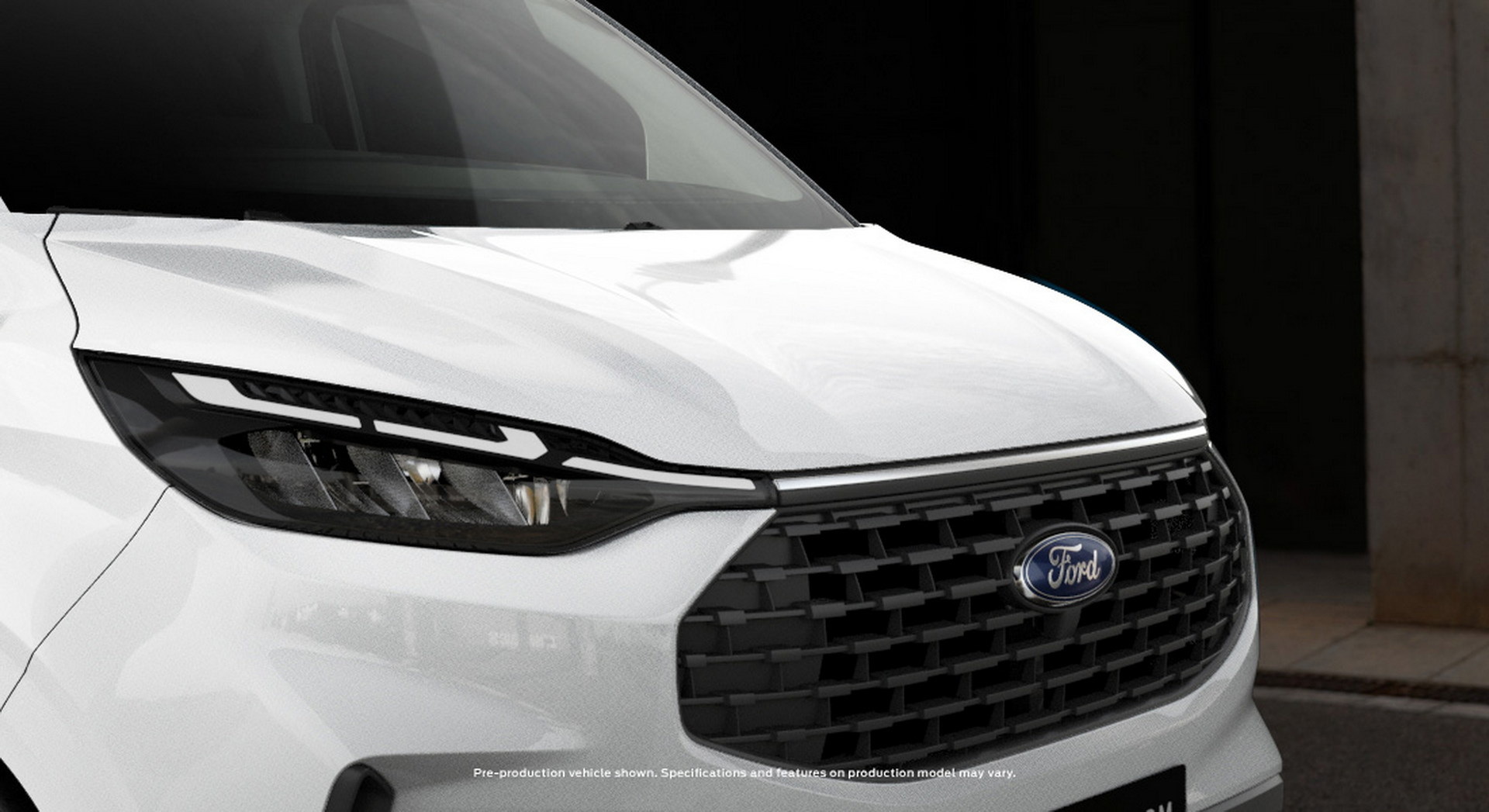 2023 Ford Transit Custom ailesi tanıtıldı: Dizel, PHEV ve %100 elektrikli versiyonlar