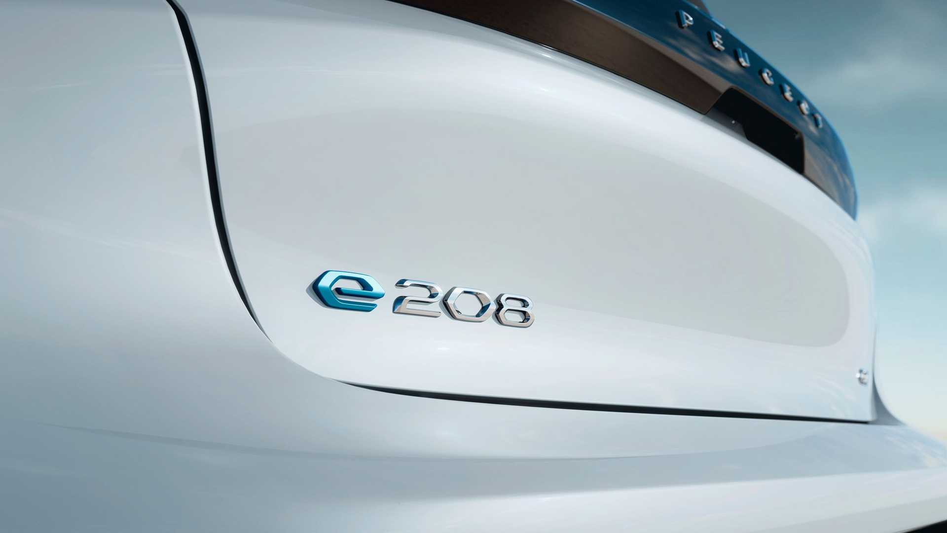 2023 Peugeot e-208 tanıtıldı: Daha fazla güç ve menzil sunuyor