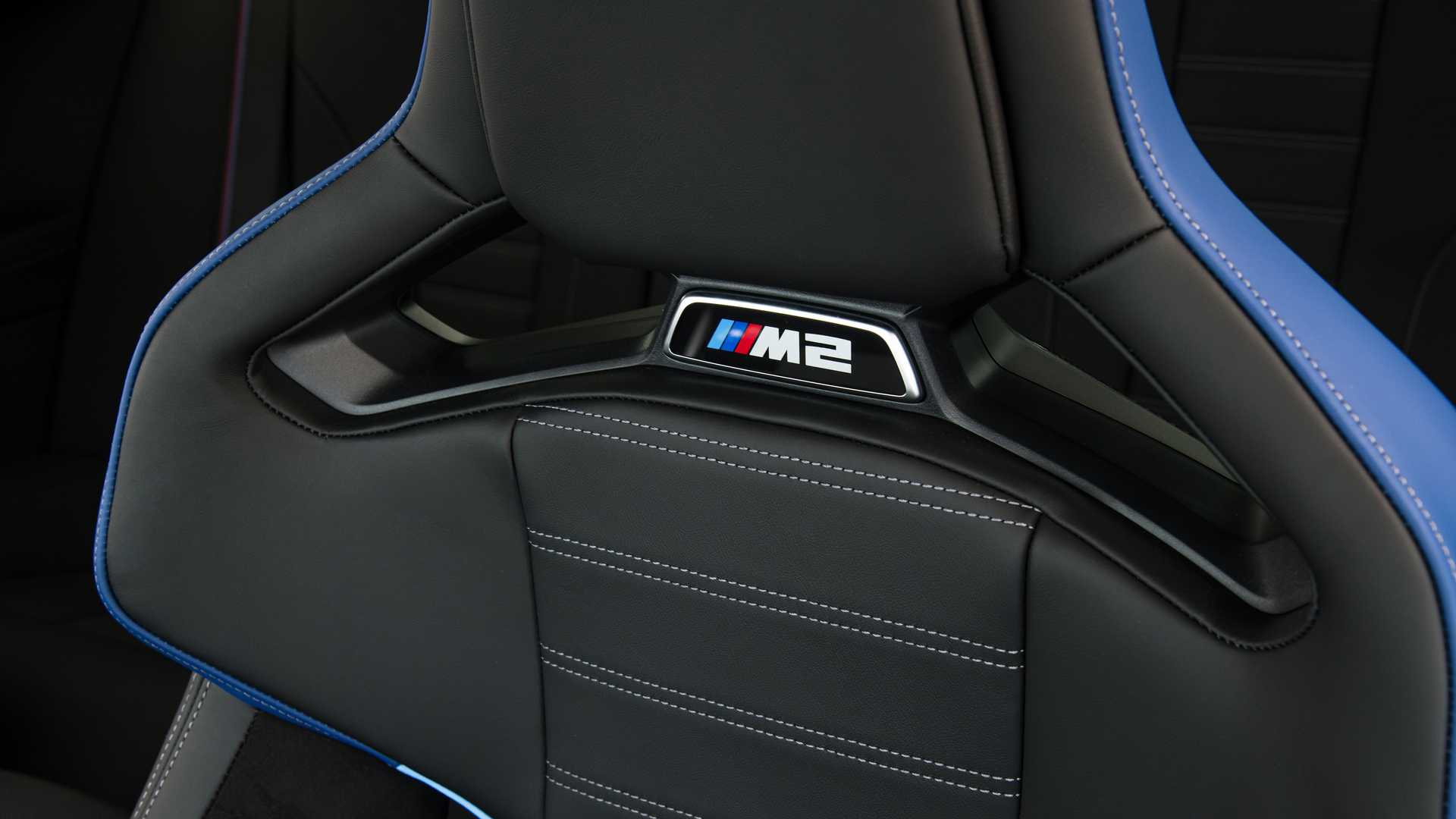 Yeni 2023 BMW M2 tanıtıldı: Yeni tasarım ve 460 hp güç