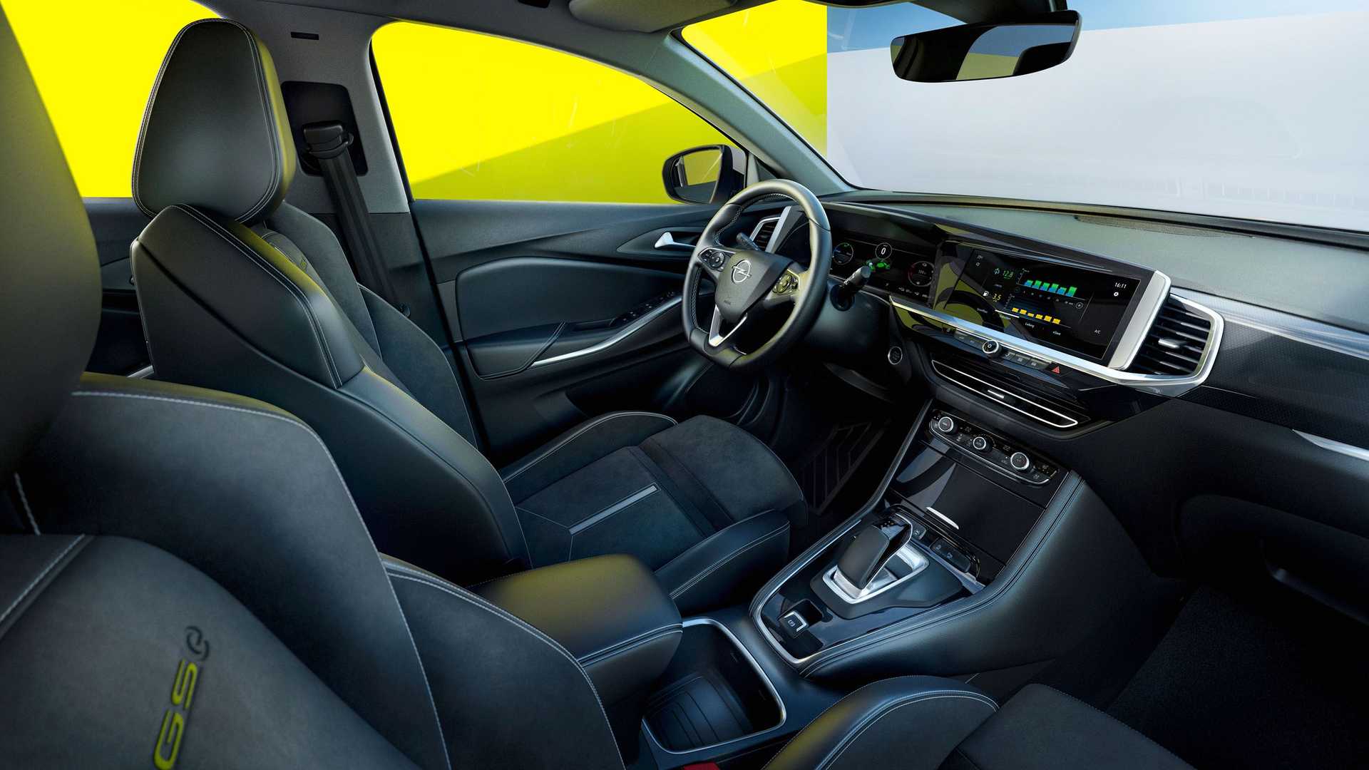 2023 Opel Grandland GSe, 300 beygirlik hibrit sistemiyle sahnede
