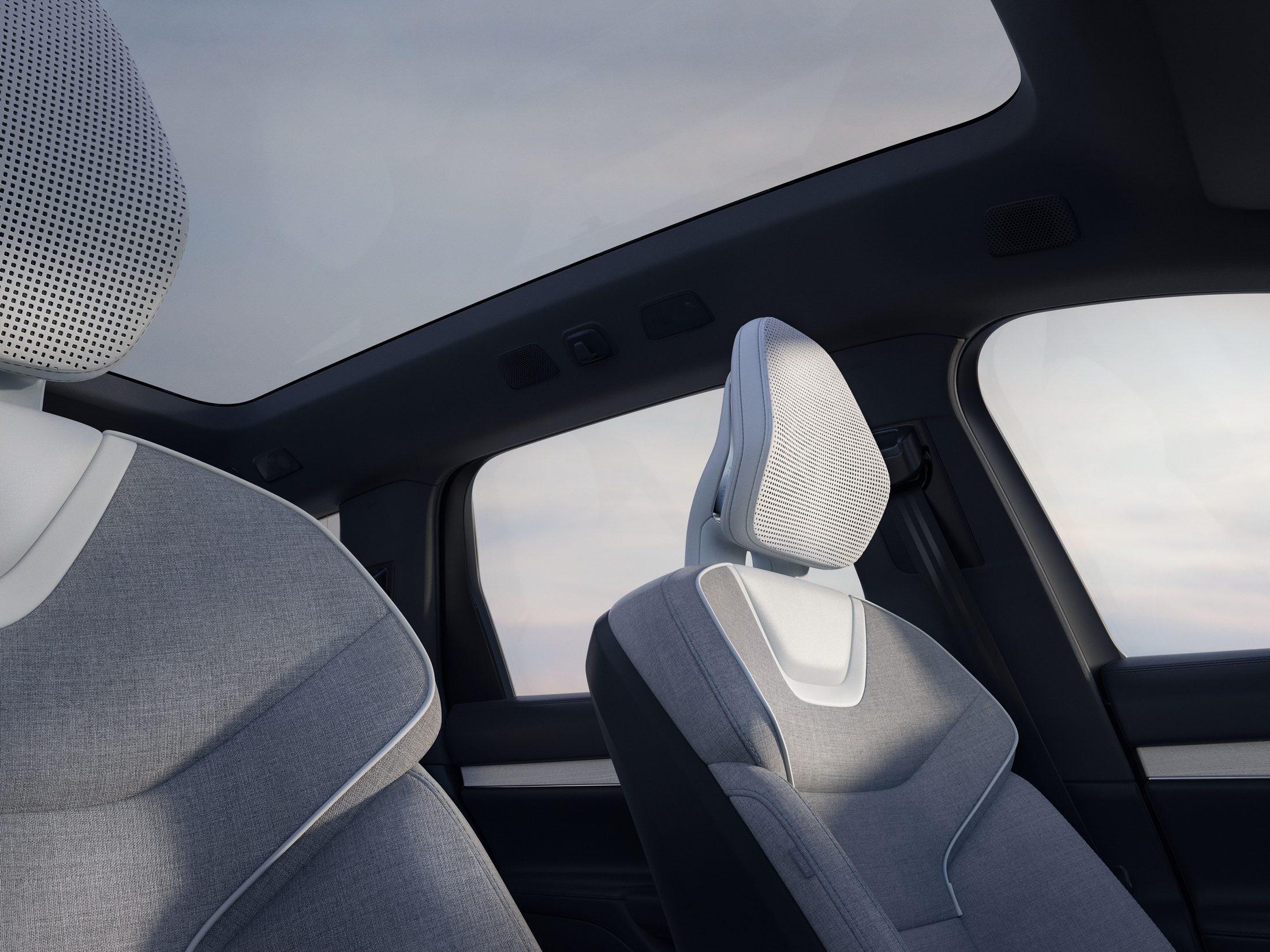 Yeni Volvo EX90 elektrikli SUV tanıtıldı: 600 km'ye varan menzil ve gelişmiş teknolojiler