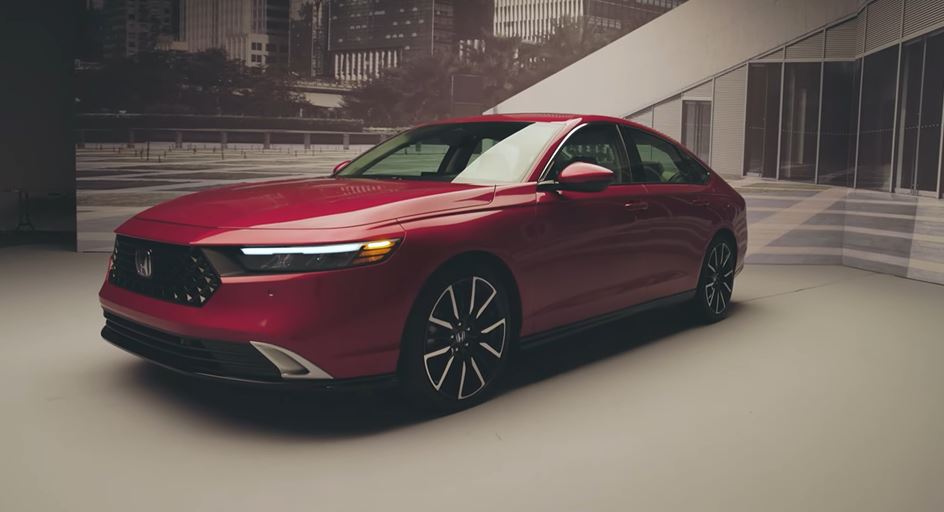 2023 Honda Accord, yepyeni tasarımı ve teknolojileriyle sahnede