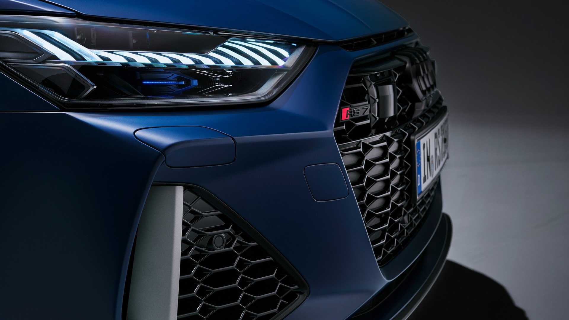 Audi RS6 ve RS7'nin daha güçlü 'Performance' versiyonları tanıtıldı