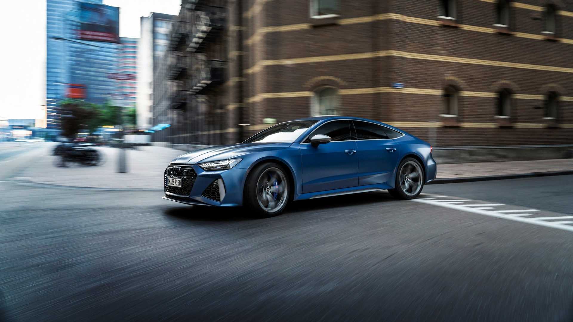 Audi RS6 ve RS7'nin daha güçlü 'Performance' versiyonları tanıtıldı