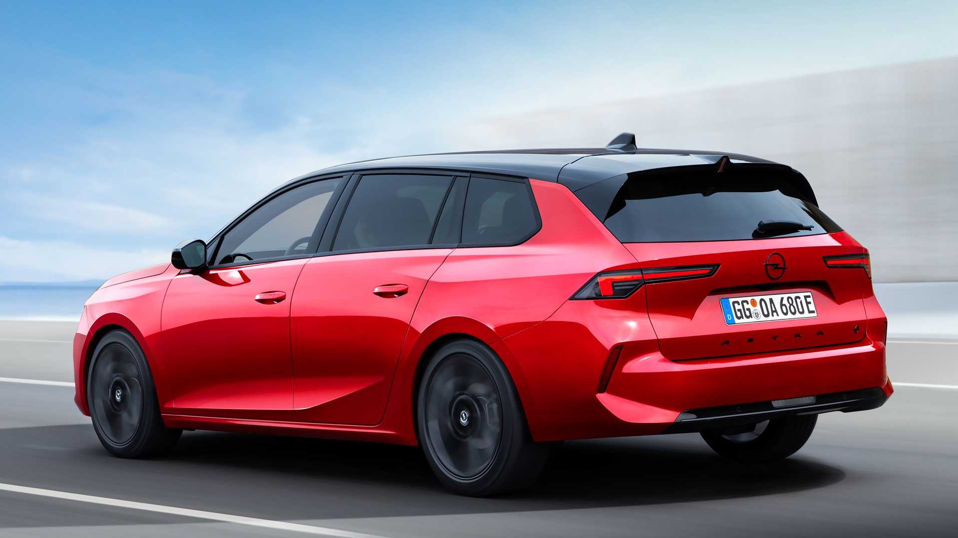 Yeni Opel Astra Electric tanıtıldı: 156 hp güç, 416 km menzil