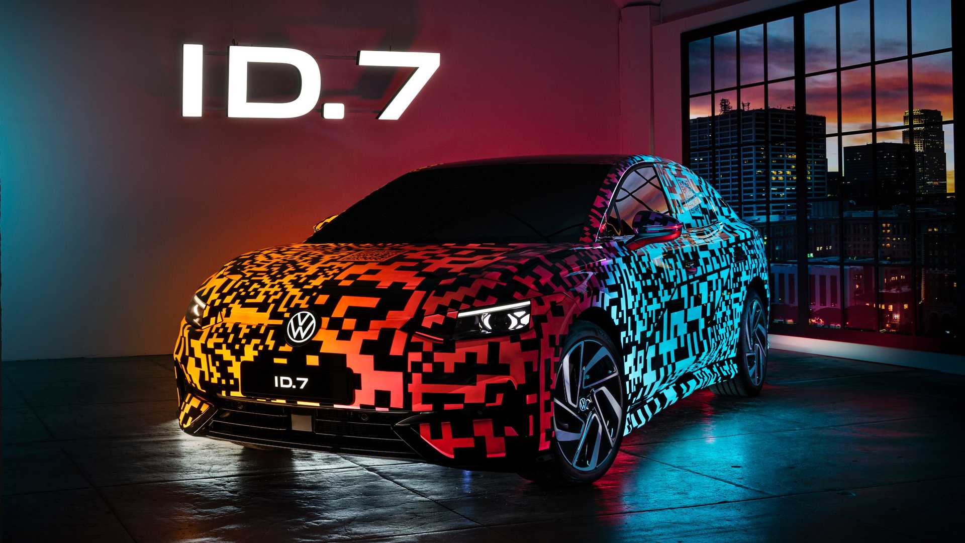 Volkswagen ID.7 elektrikli sedan, dijital kamuflajıyla CES 2023'te tanıtıldı