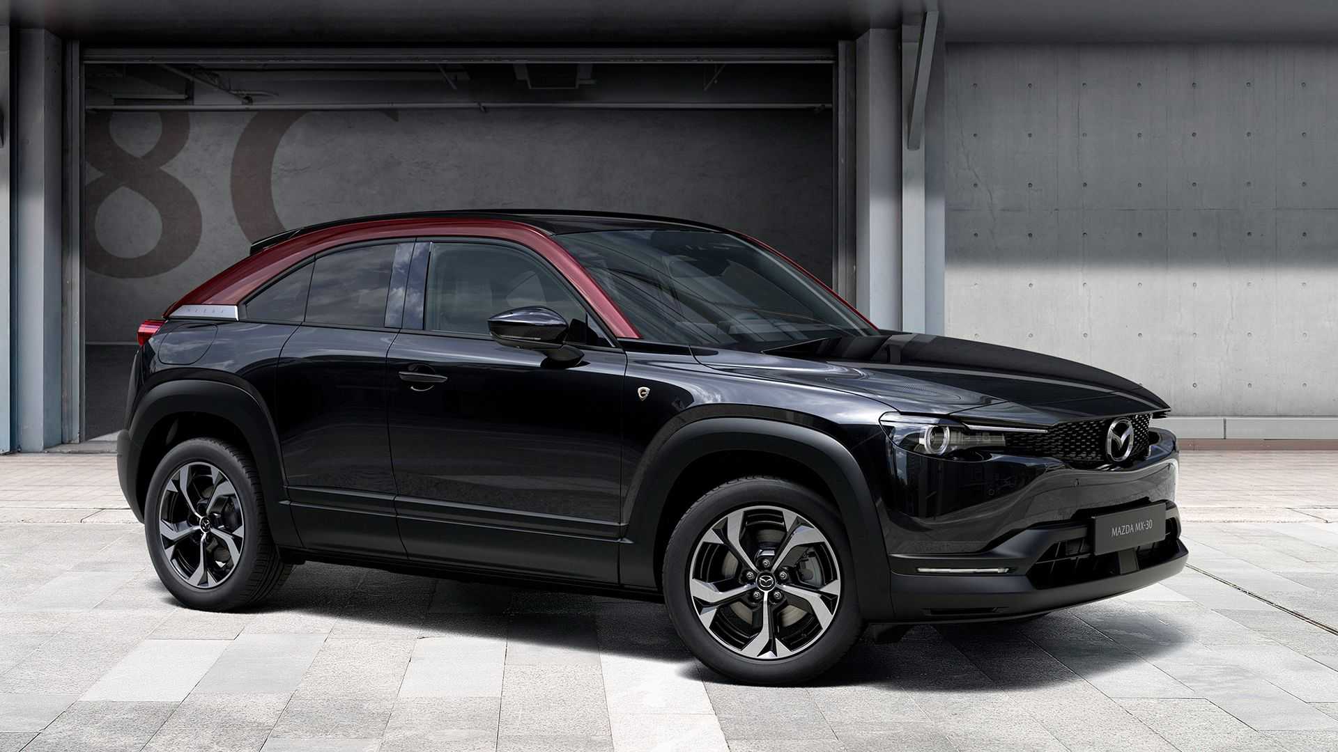 Yeni Mazda MX-30 E-Skyactiv R-EV, Wankel motoru ve 600 km'ye varan menziliyle tanıtıldı