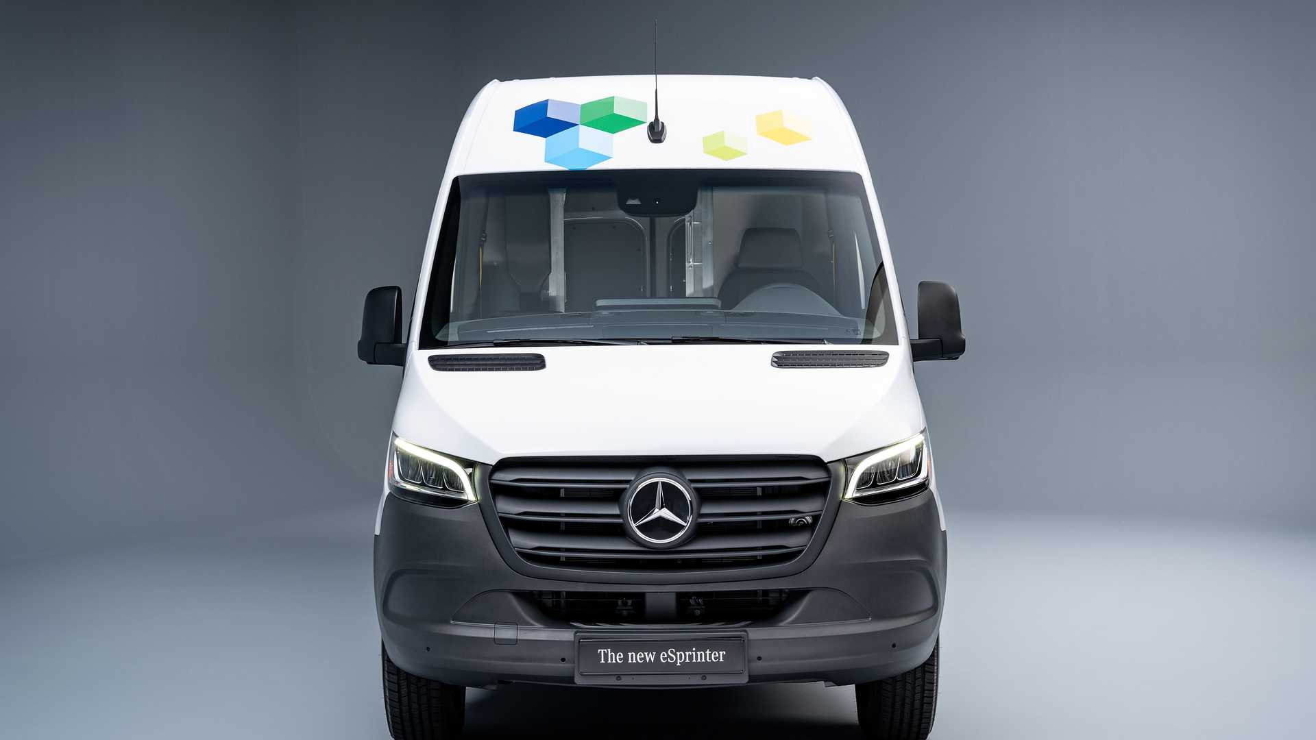 2024 Mercedes eSprinter, yeni motoru ve bataryaları ile tanıtıldı