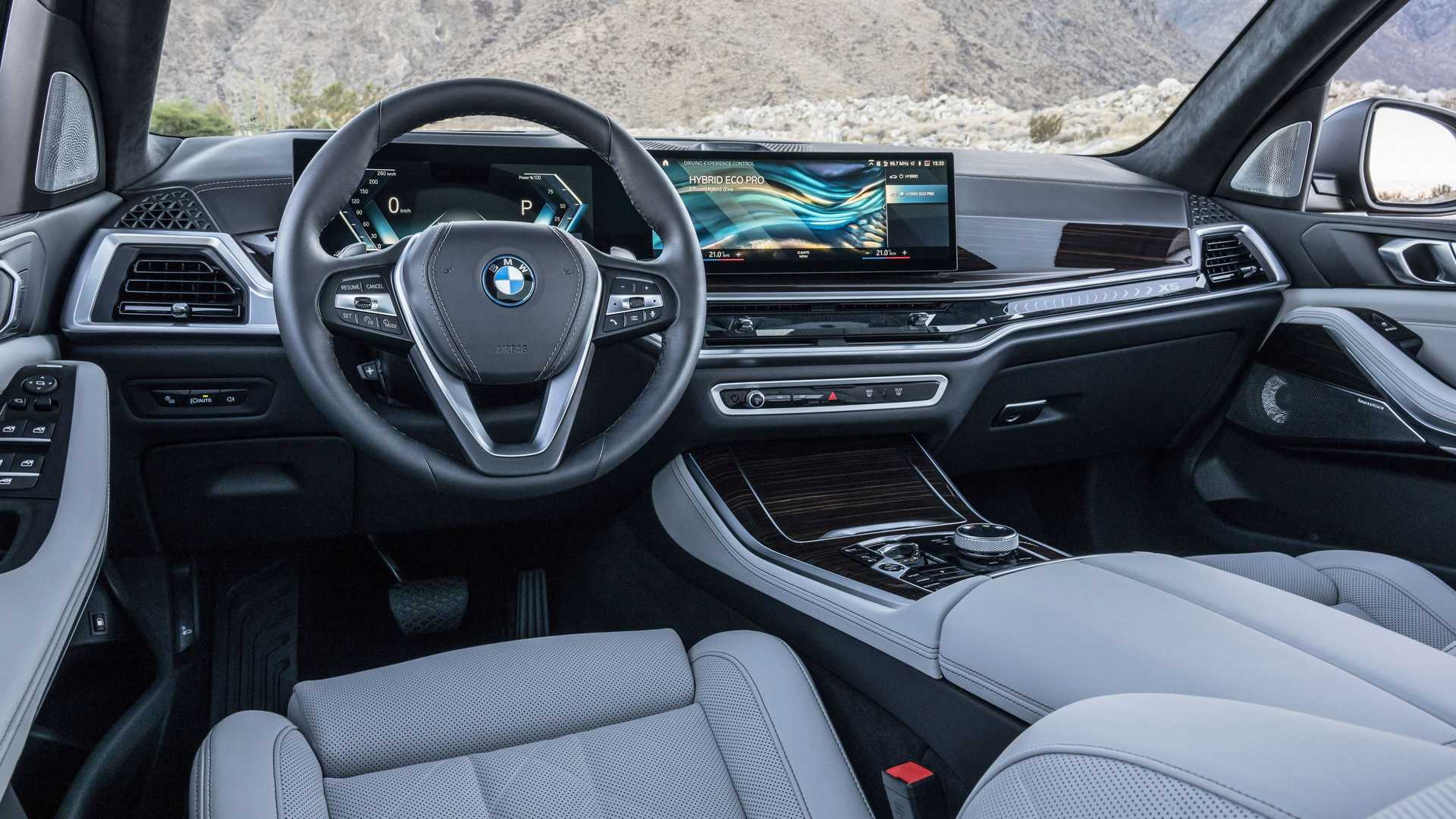 2024 BMW X5 ve X6 tanıtıldı: Daha güçlü motorlar, yeni teknolojiler