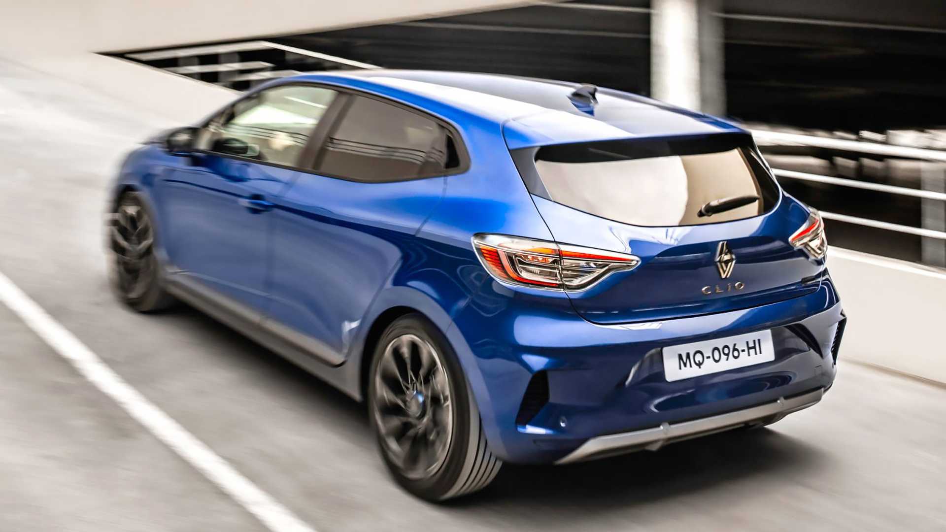 Yenilenen Renault Clio tanıtıldı! Sportif Esprit Alpine versiyonu da listede