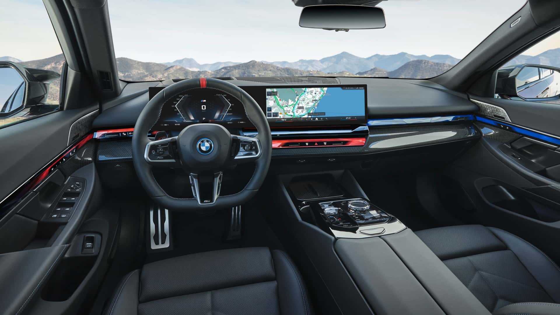 Yeni BMW 5 Serisi, tam elektrikli BMW i5 ile birlikte tanıtıldı