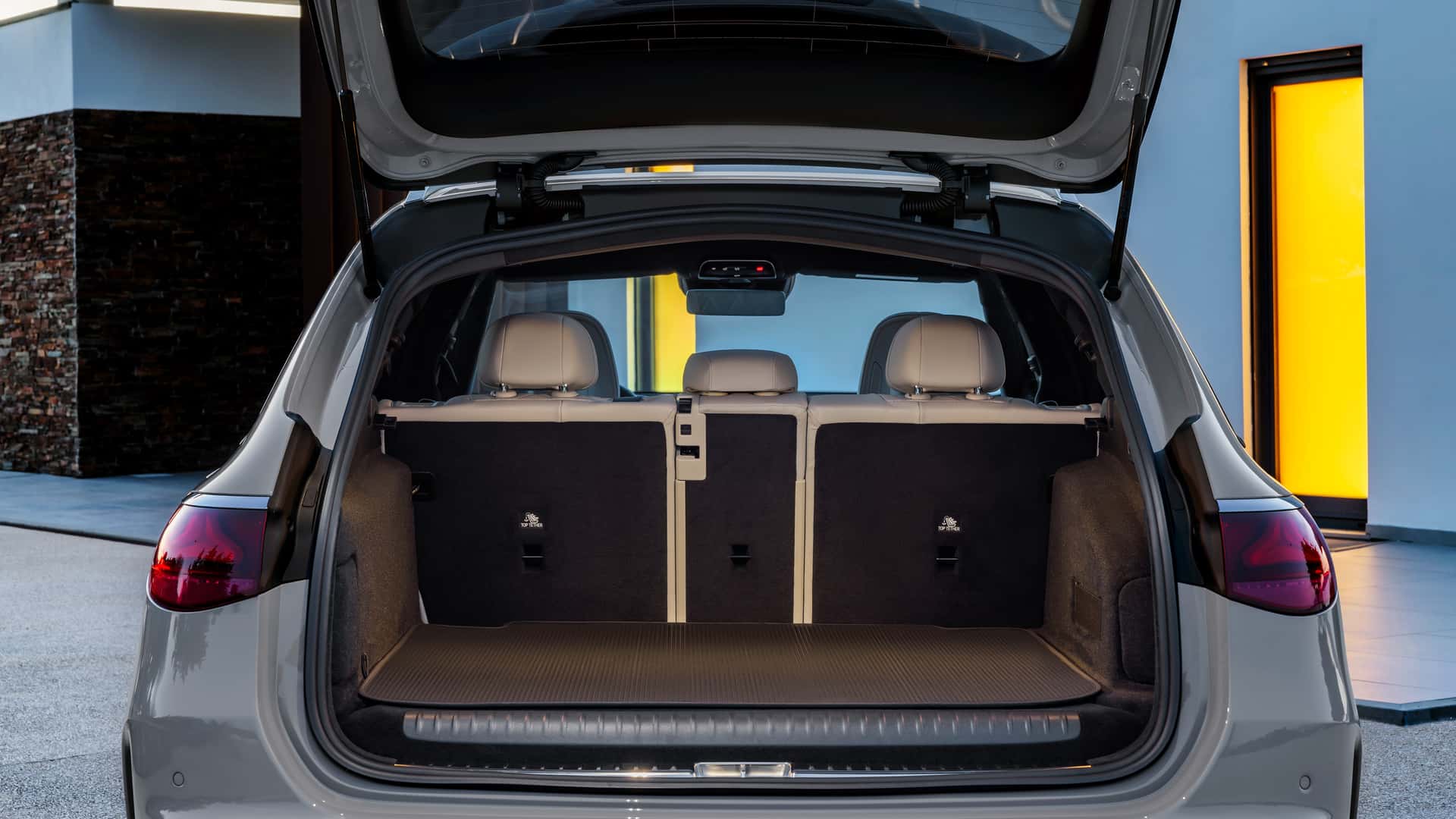 2024 Mercedes E-Serisi Estate tanıtıldı: Station wagon'lar SUV modasına direniyor