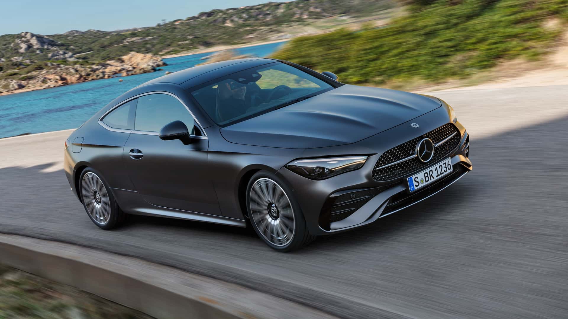 2024 Mercedes CLE Coupe tanıtıldı: İki kapılı coupe rekabetinde taze kan