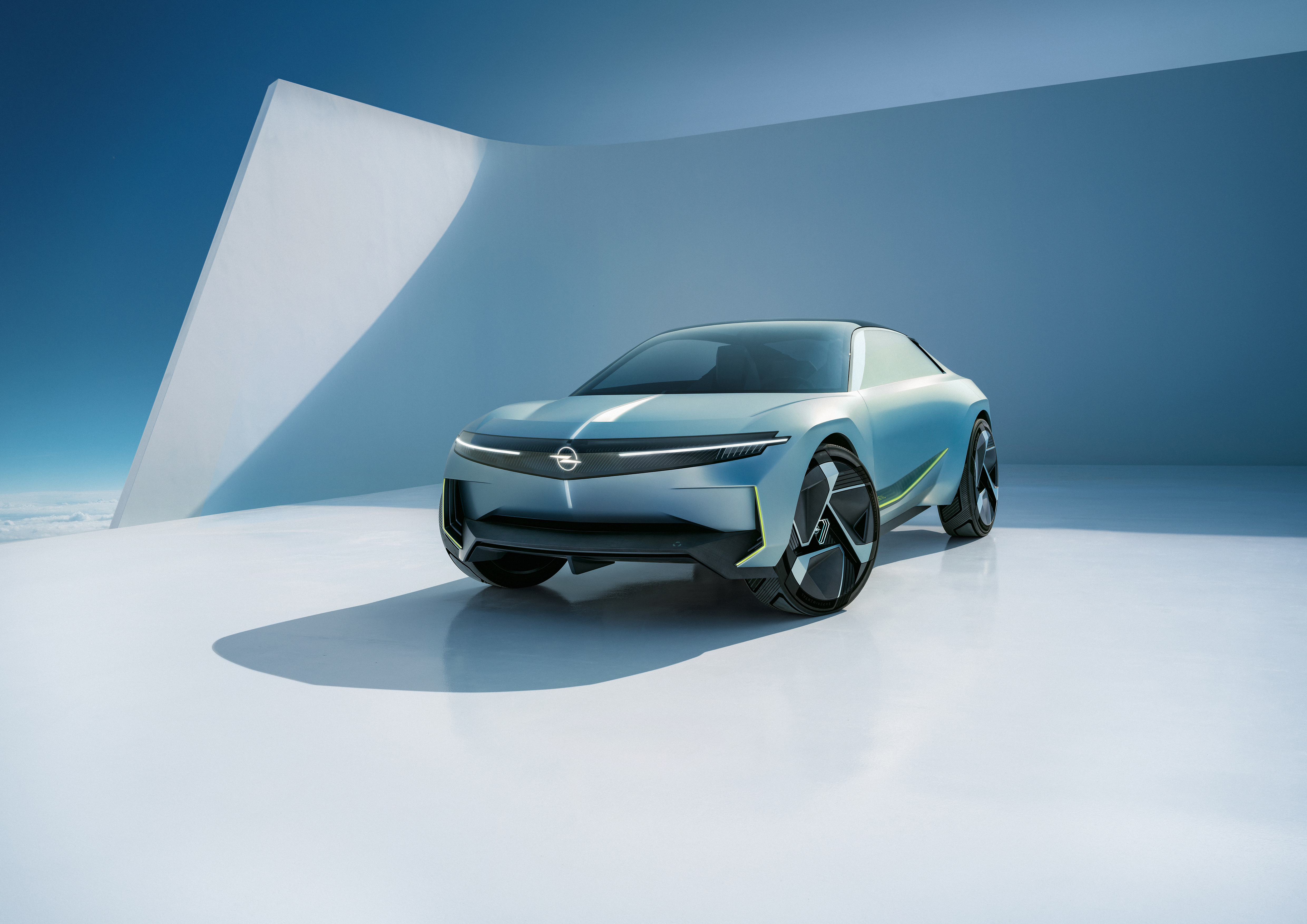 İşte Opel'in geleceği! Yeni Experimental EV konsepti tanıtıldı