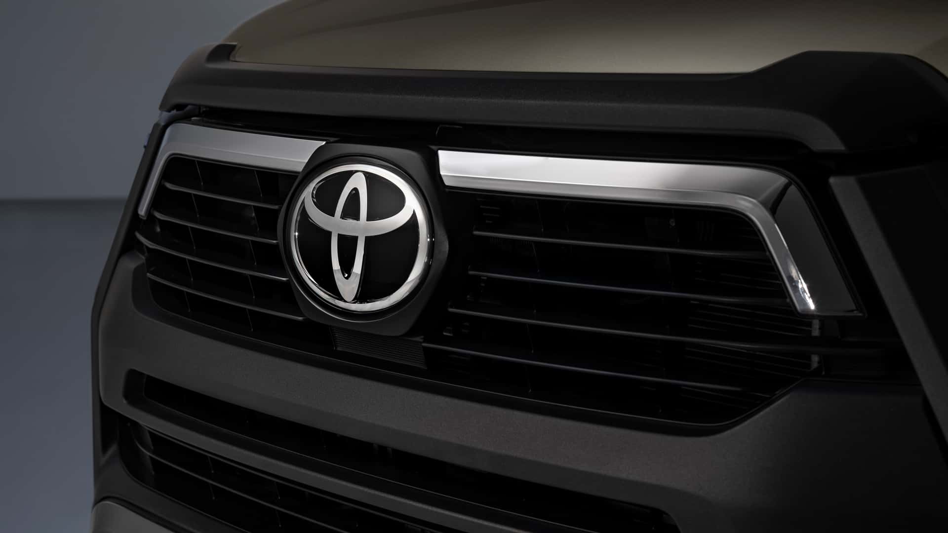 Toyota Hilux'ın 48V hafif hibrit versiyonu tanıtıldı