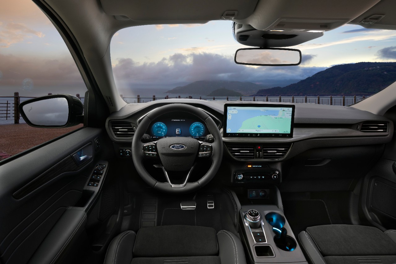 2024 Ford Kuga, güncellenen hibrit motorlarıyla tanıtıldı