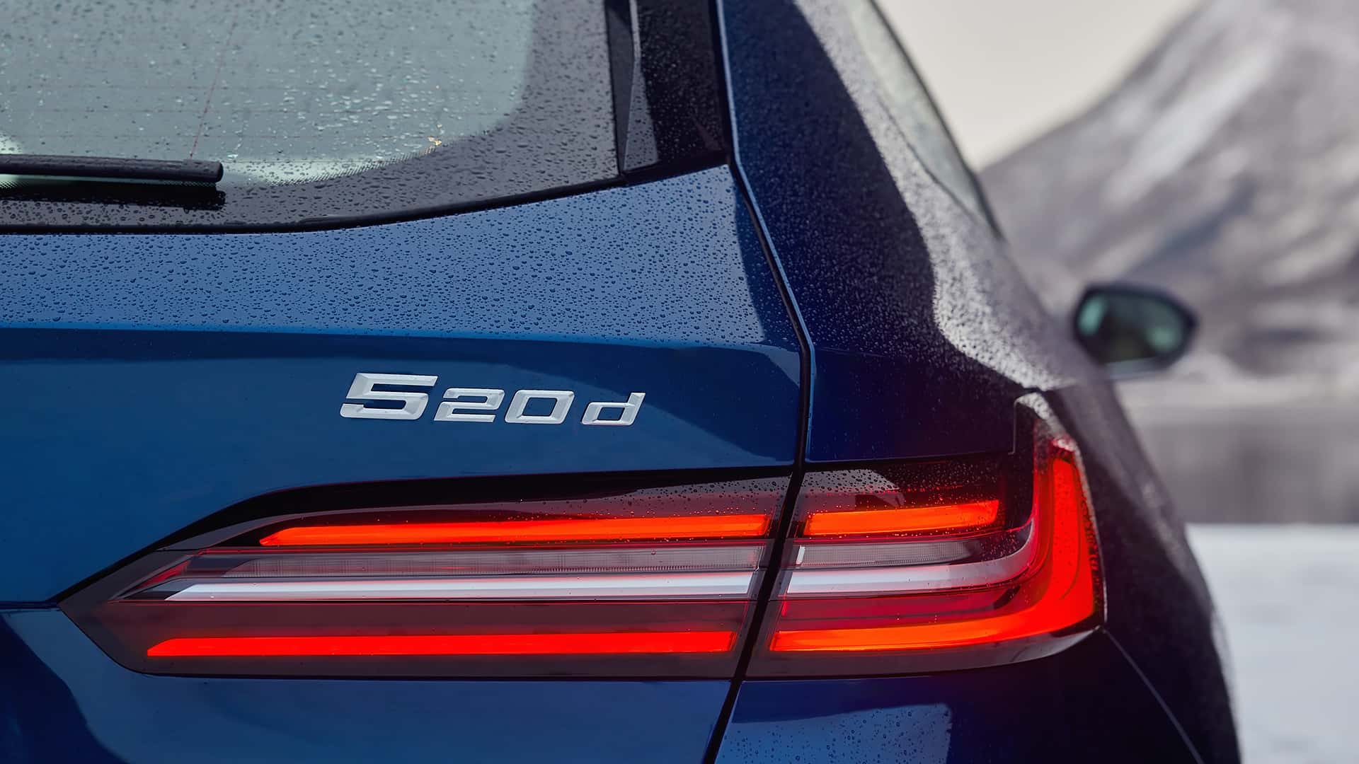 Yeni BMW 5 Serisi Touring, 600 beygirlik elektrikli versiyonuyla tanıtıldı