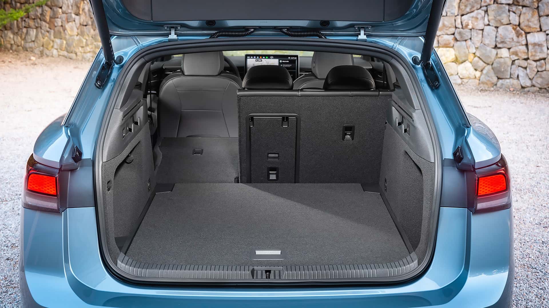 Volkswagen'in ilk elektrikli station wagon'u: Yeni ID.7 Tourer