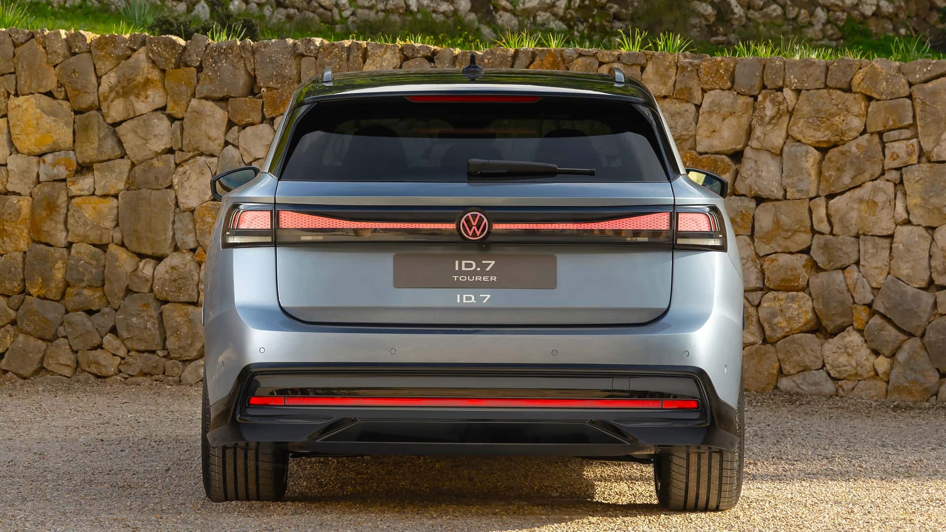 Volkswagen'in ilk elektrikli station wagon'u: Yeni ID.7 Tourer