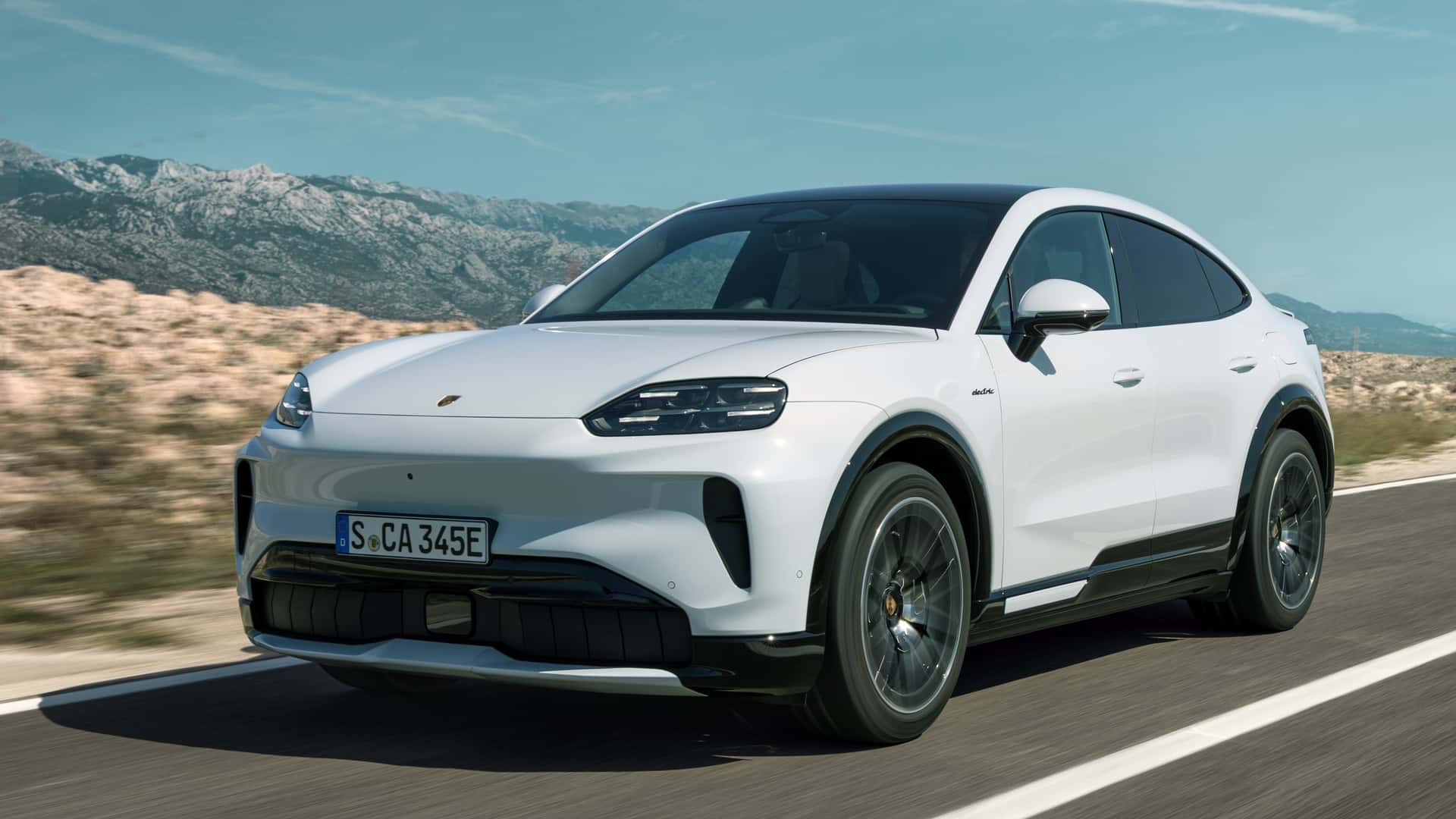 1156 beygirlik Porsche Cayenne Coupe Electric tanıtıldı
