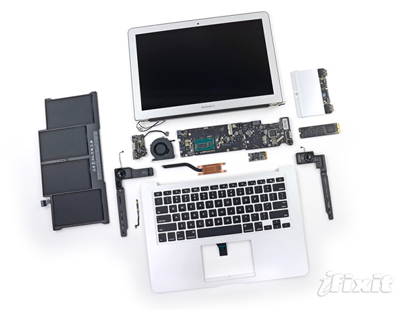 iFixit ekibi, yeni MacBook Air (2013) modelini masaya yatırdı