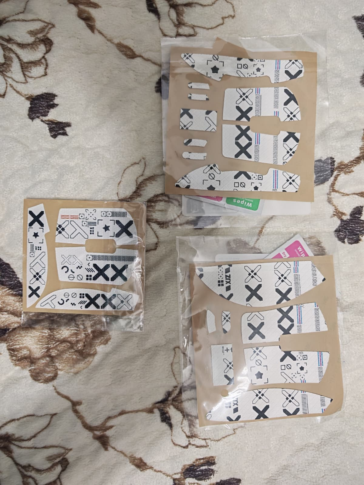 TOPLU MOUSE + KLAVYE + EKİPMAN + KABLO + SLEEVE + MONİTÖR KOLU VS. PC PARÇALARI