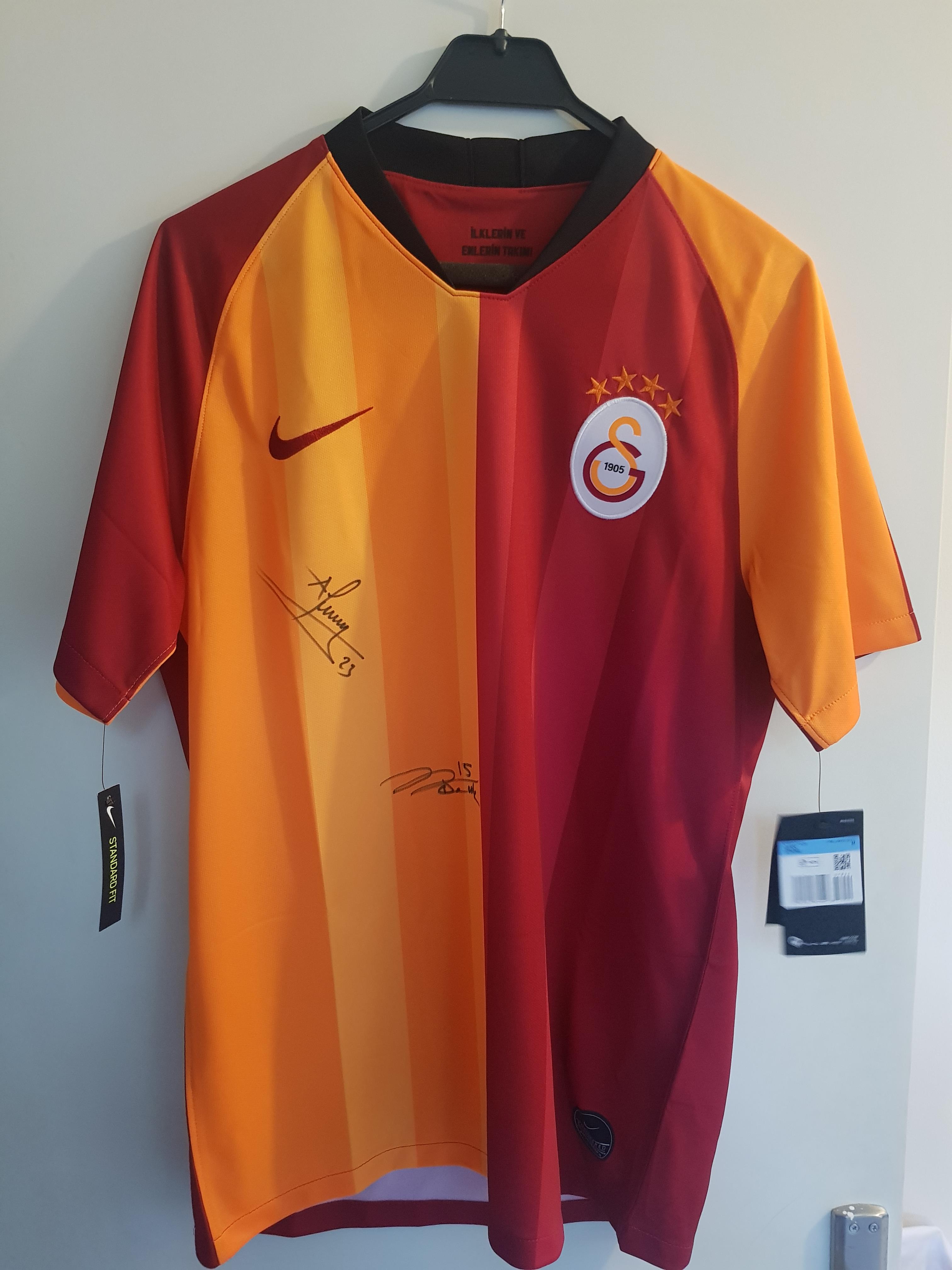 İmzalı Orijinal Galatasaray 2019-2020 Parçalı Forma | DonanımHaber Forum