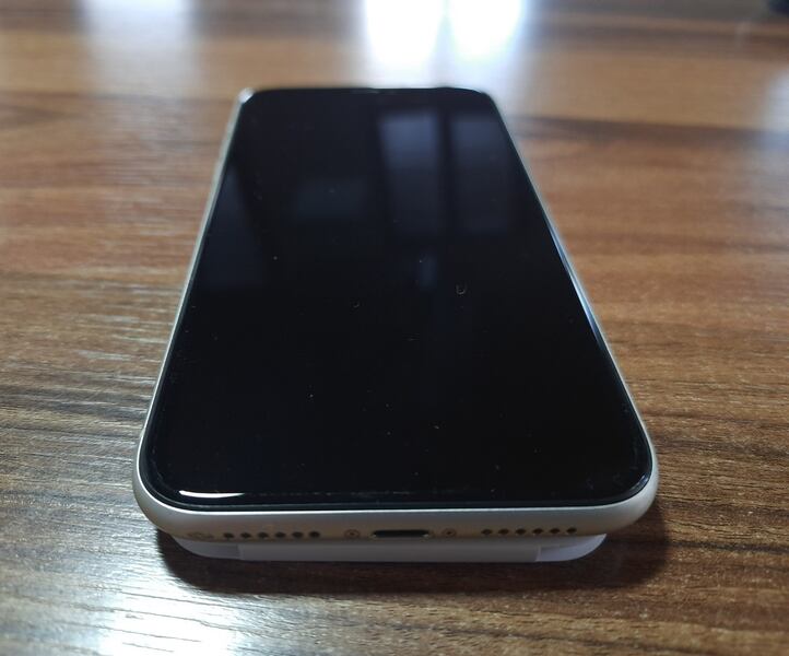 Satıldı - İphone 11 White 64GB Türktelekom Alınma