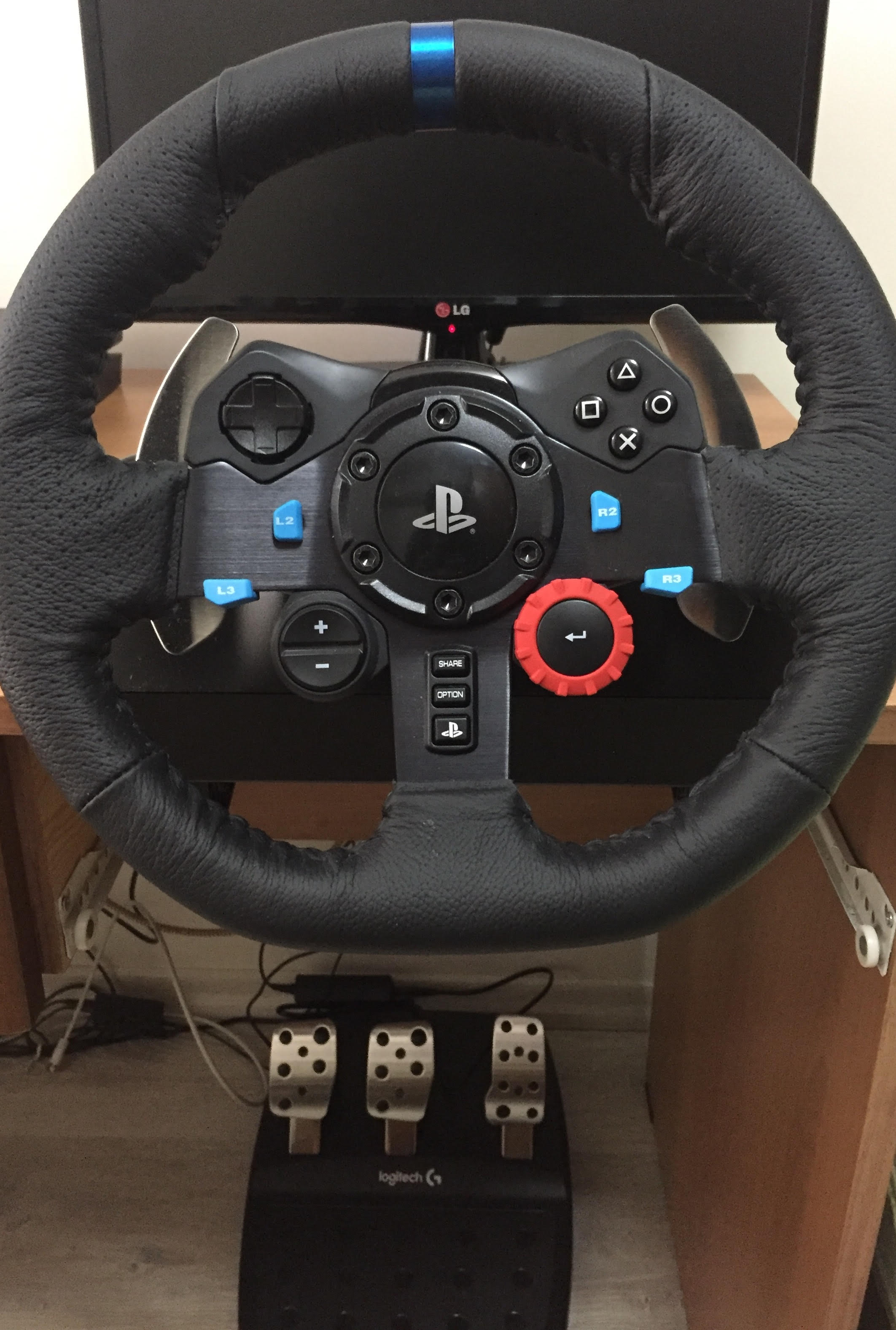 SATILIK LOGITECH G29 DRIVING FORCE 1000 TL - FİYAT DÜŞTÜ SATILDI |  DonanımHaber Forum