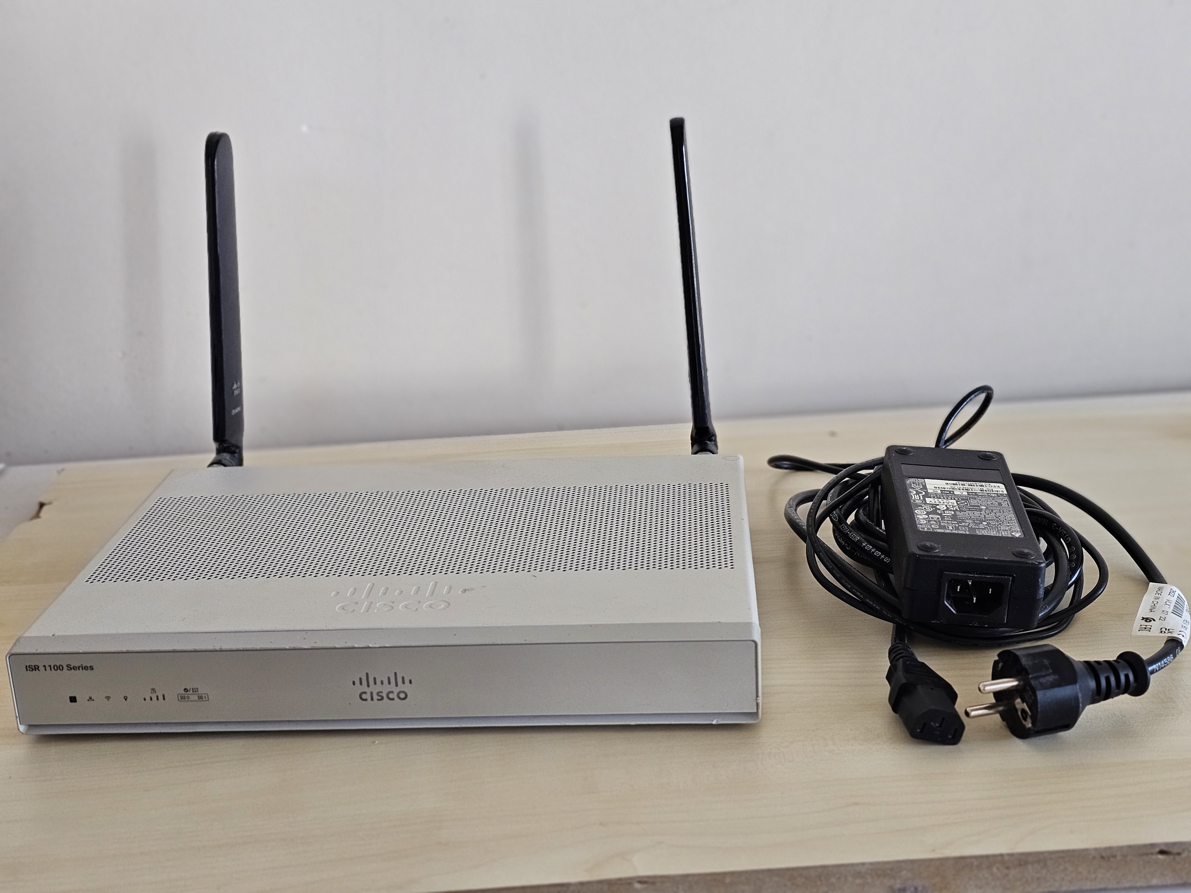 SATILDI] Cisco Systems C1117 4PLTEEA ISR 1100 4P DSL ANNEX A MODEM ROUTER |  DonanımHaber Forum